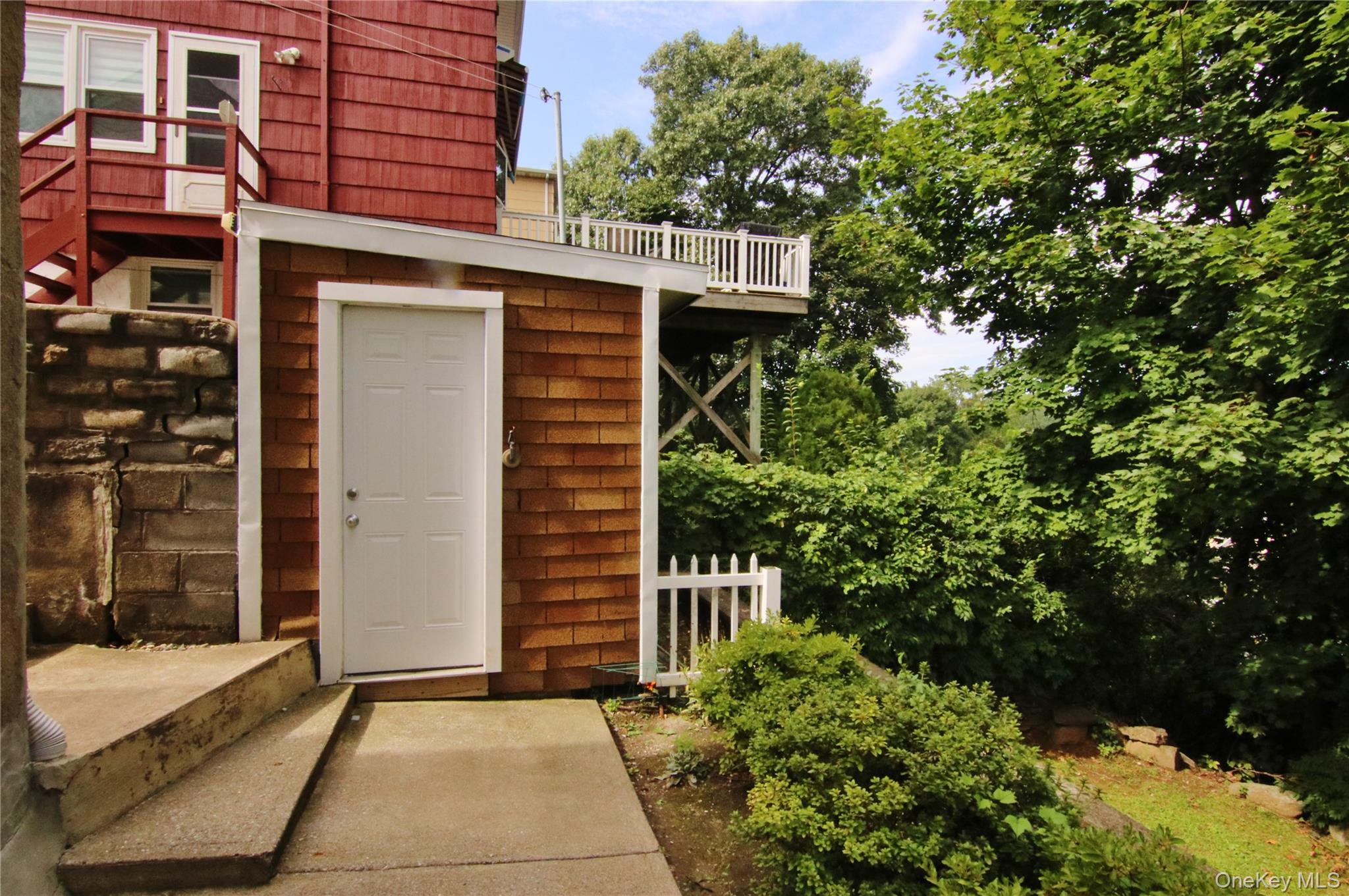 201 Bennett Avenue – For Sale photo 23