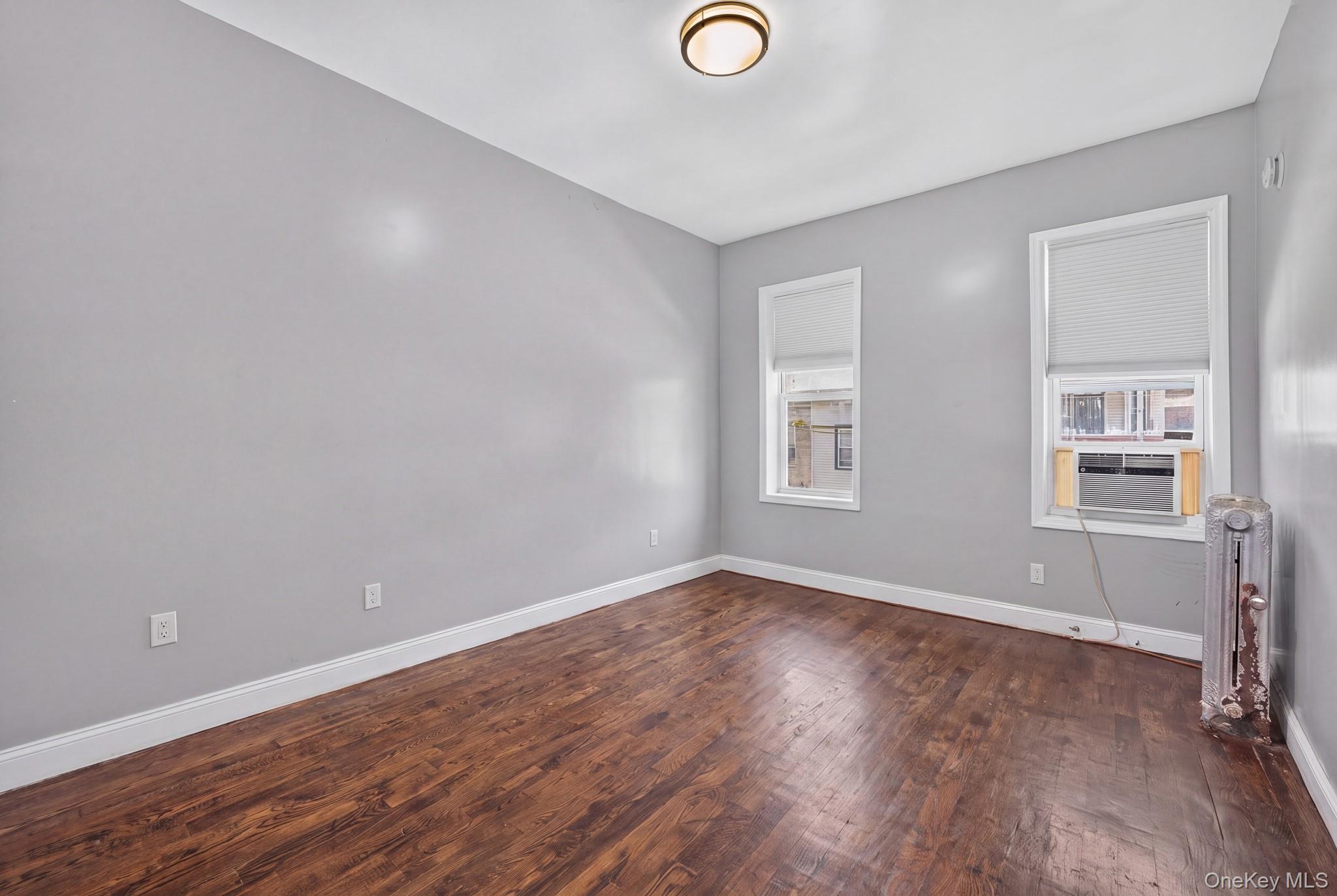 416 Van Siclen Avenue – For Sale photo 4