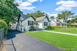 510 Secatogue Avenue – For Sale photo 4