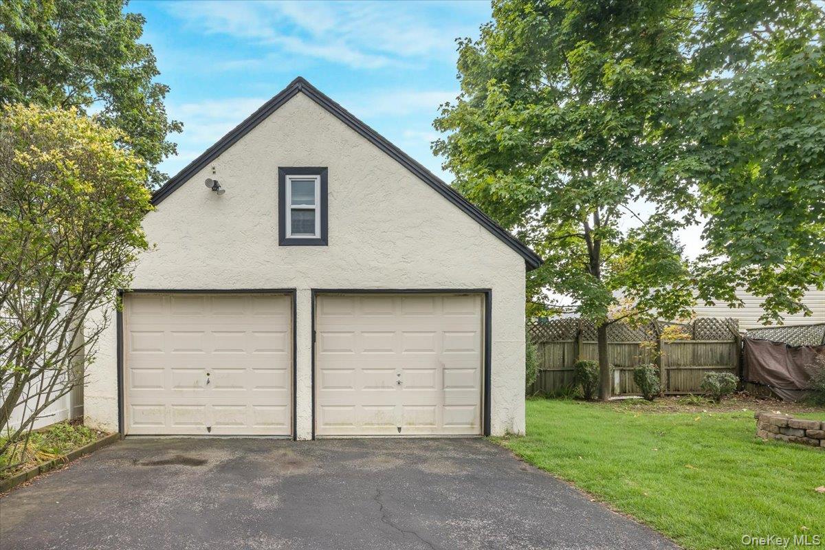 510 Secatogue Avenue – For Sale photo 22