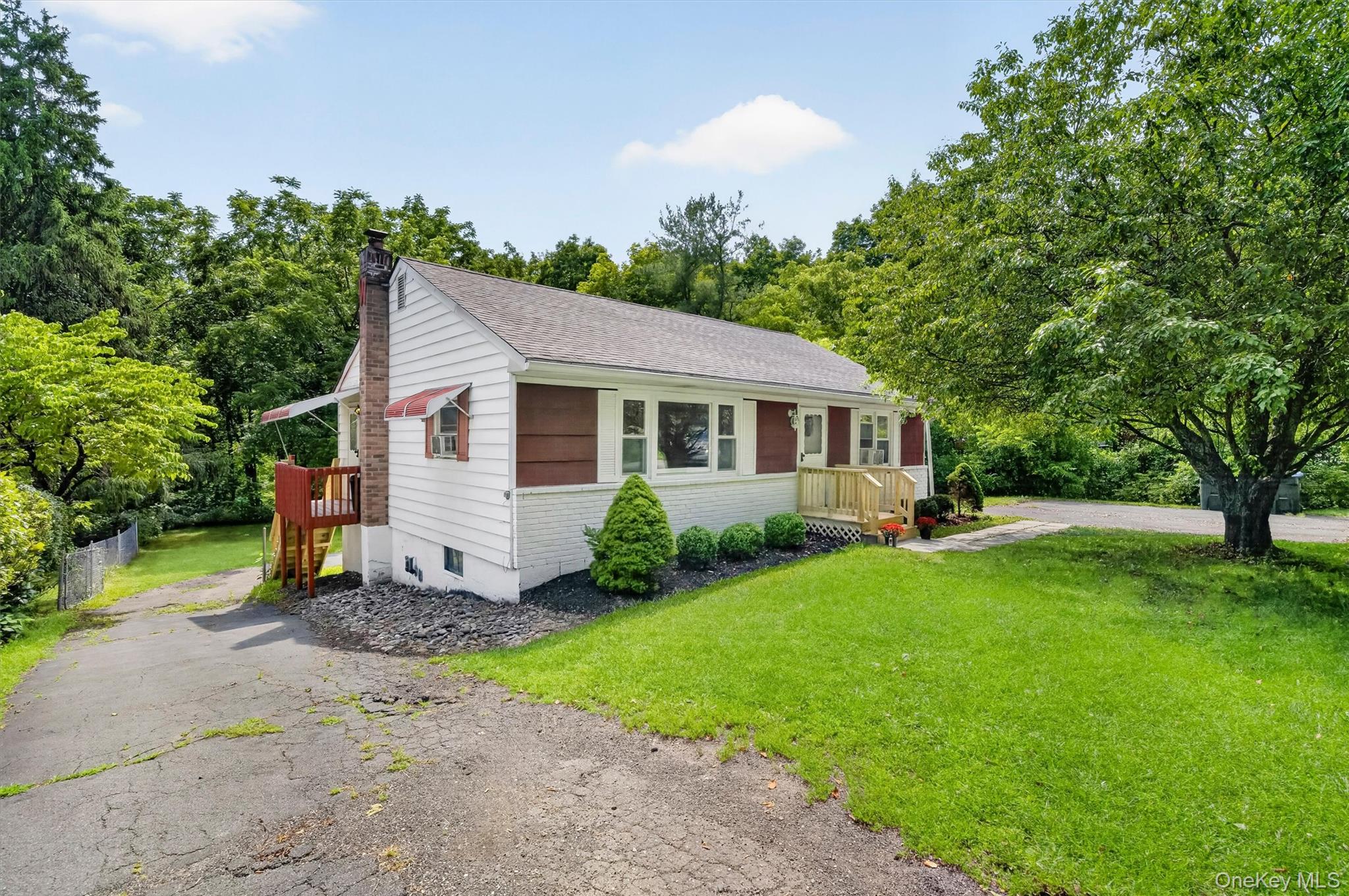 31 Leslie Road – For Sale photo 5