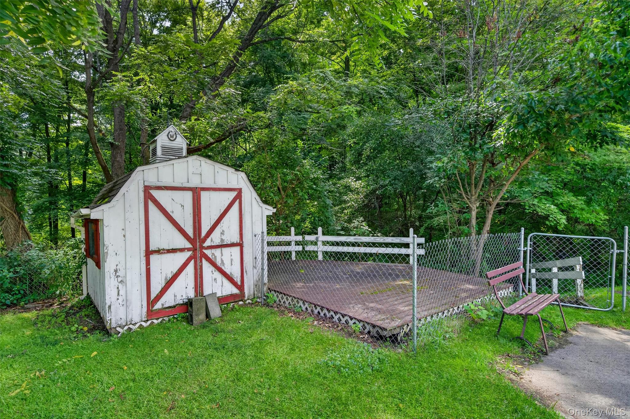 31 Leslie Road – For Sale photo 9