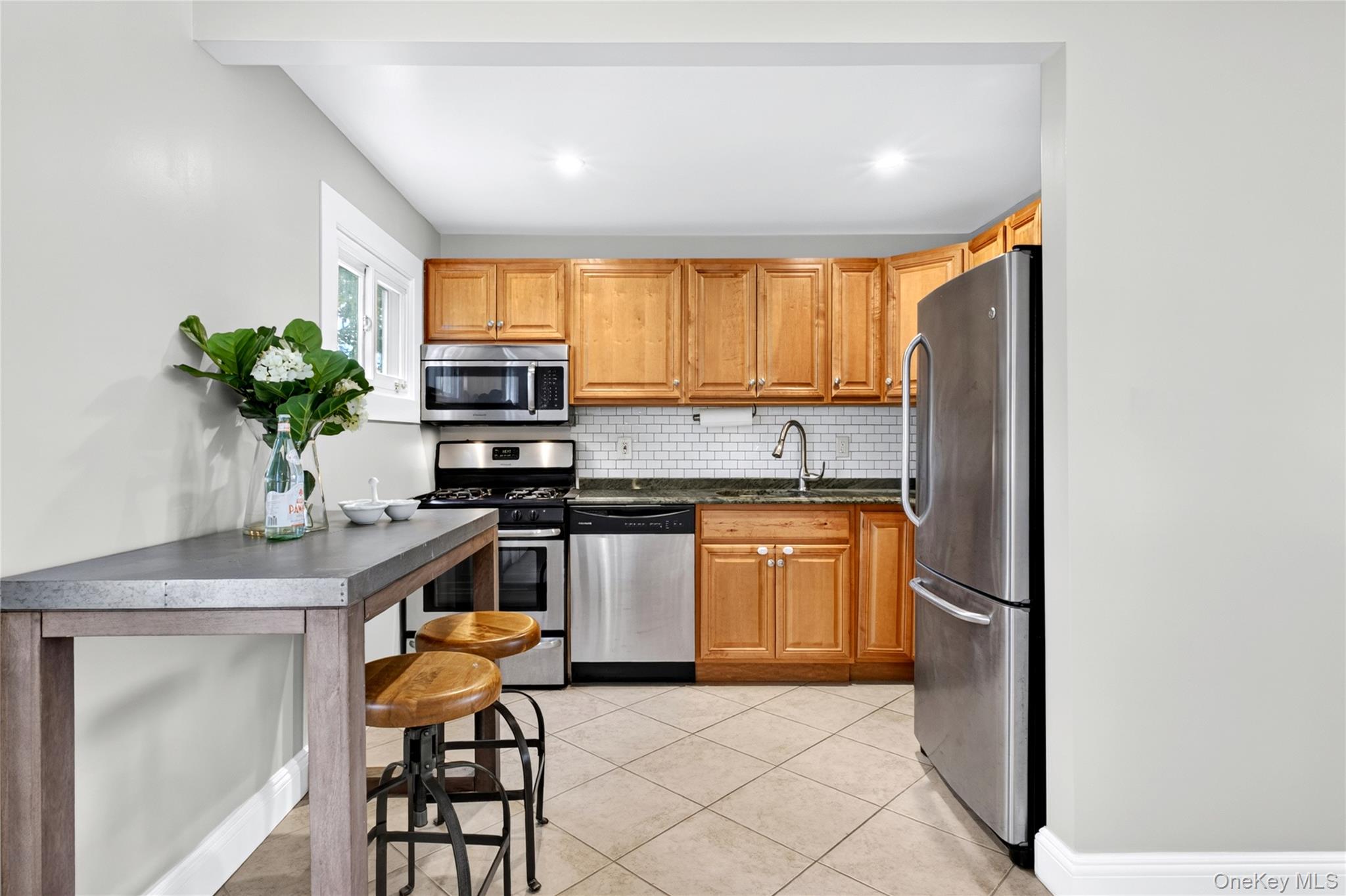 50 Commander Avenue – For Sale photo 15