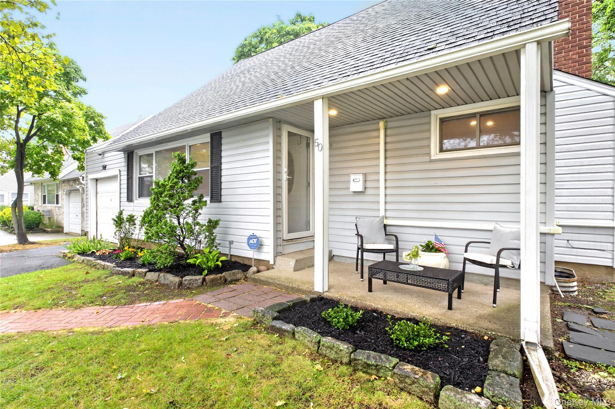 50 Commander Avenue – For Sale photo 8