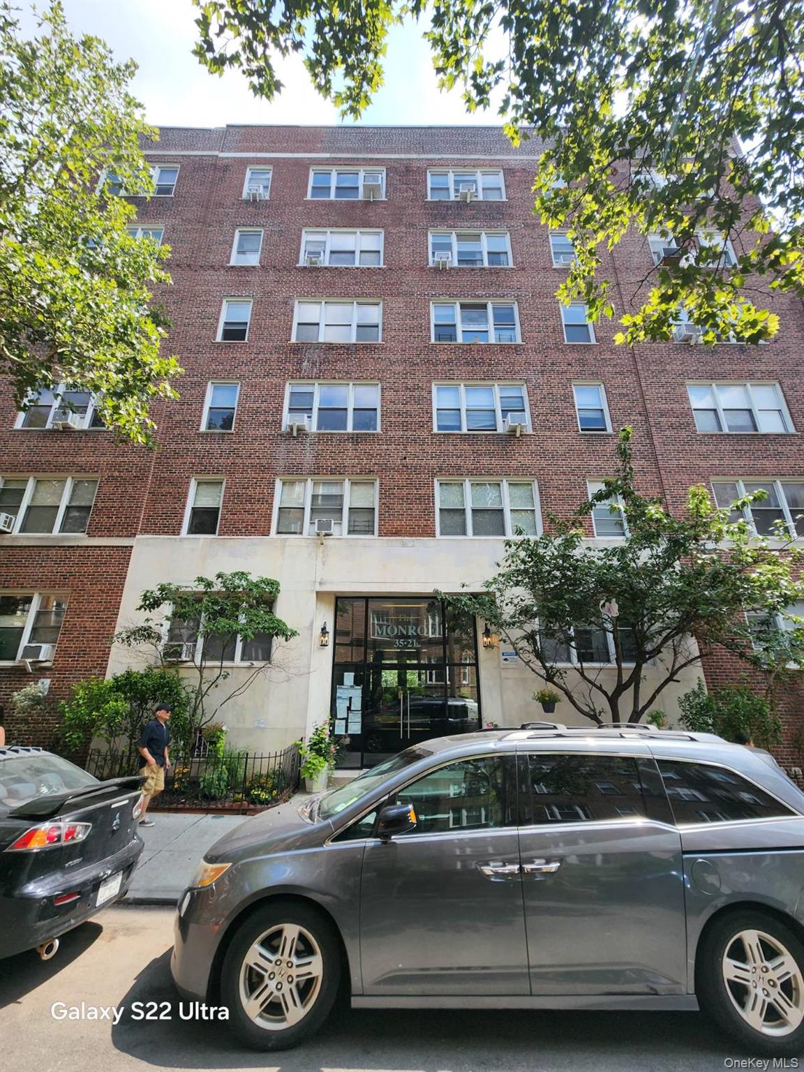 35-21 79st, Unit 1L
