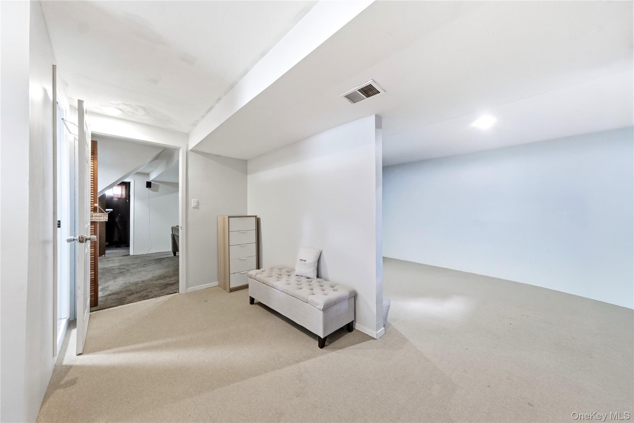 211 Hampton Avenue – For Sale photo 22