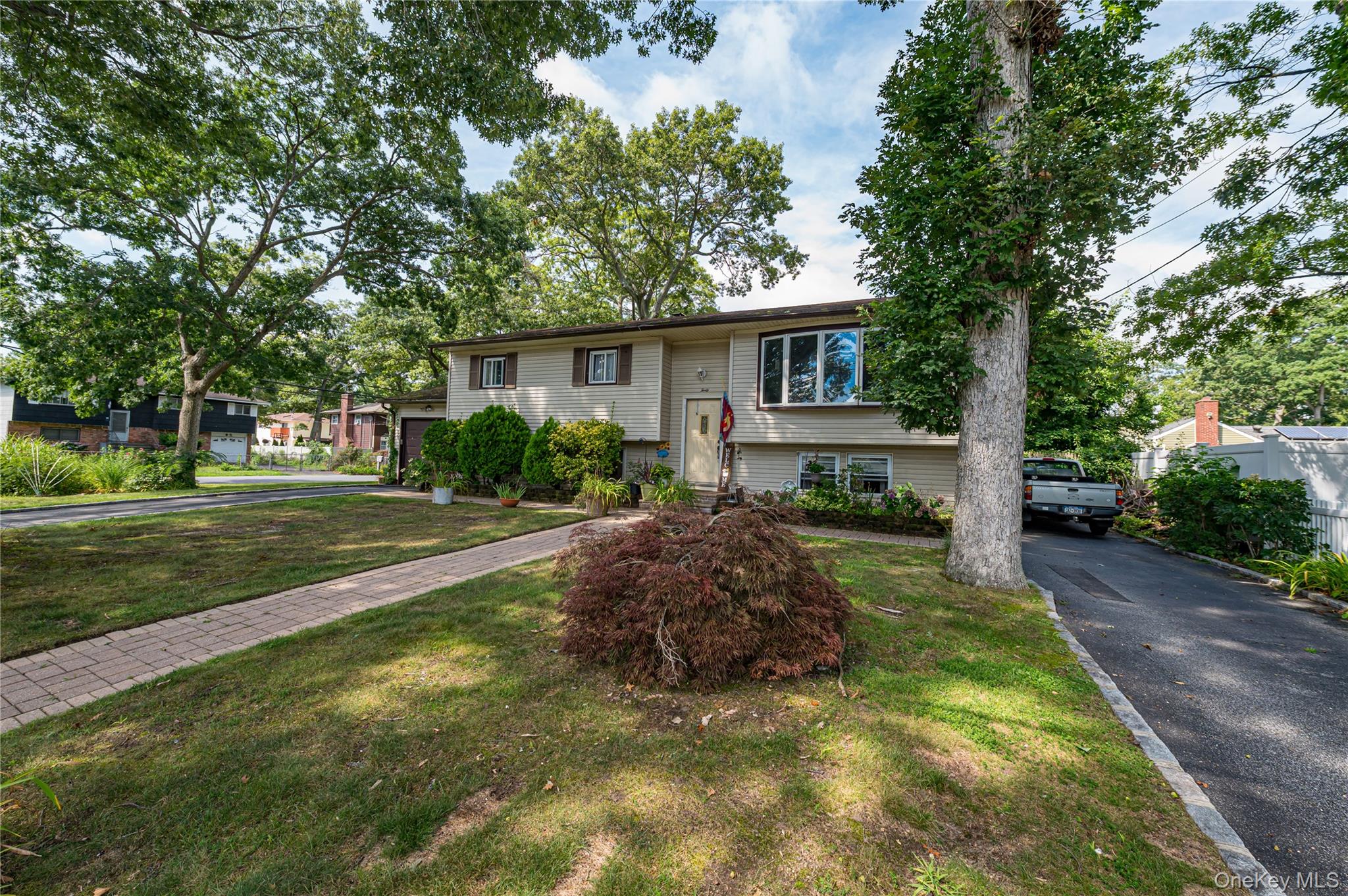 40 Rockland Avenue – For Sale photo 2