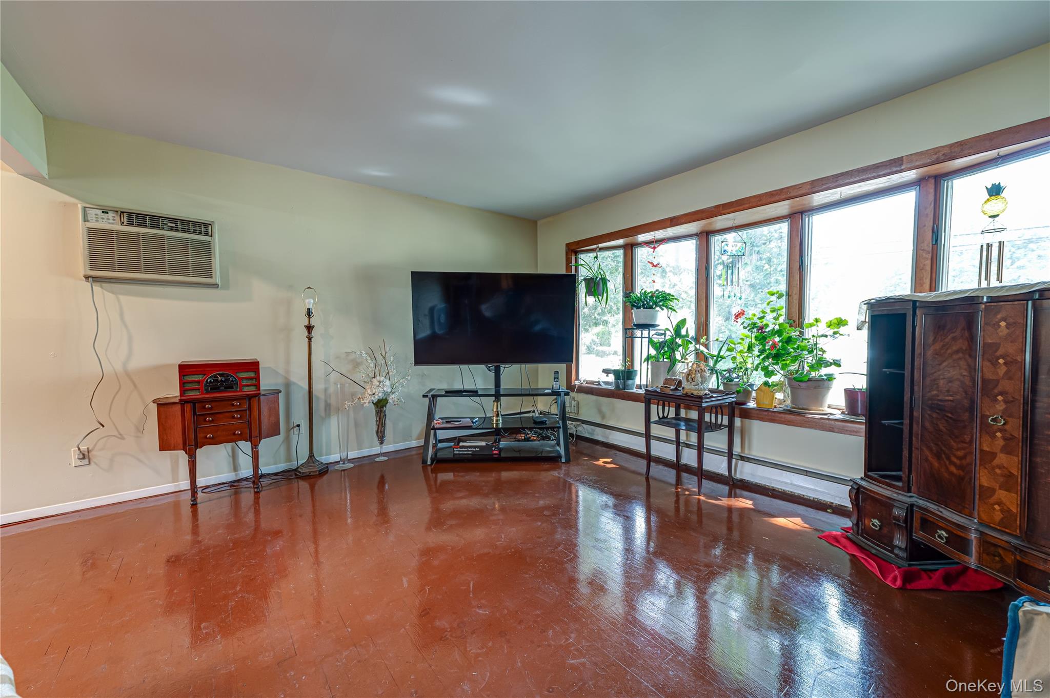 40 Rockland Avenue – For Sale photo 5