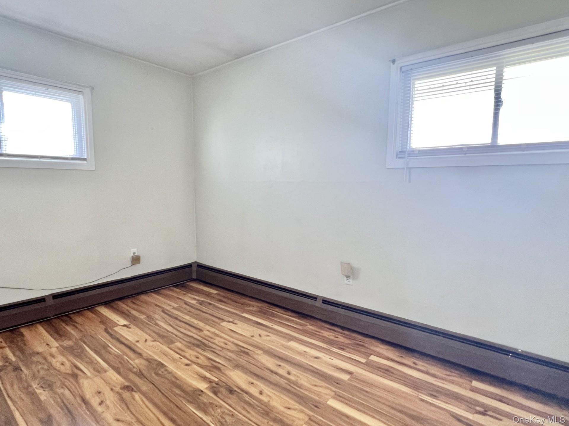 471 Division Avenue – For Rent photo 6