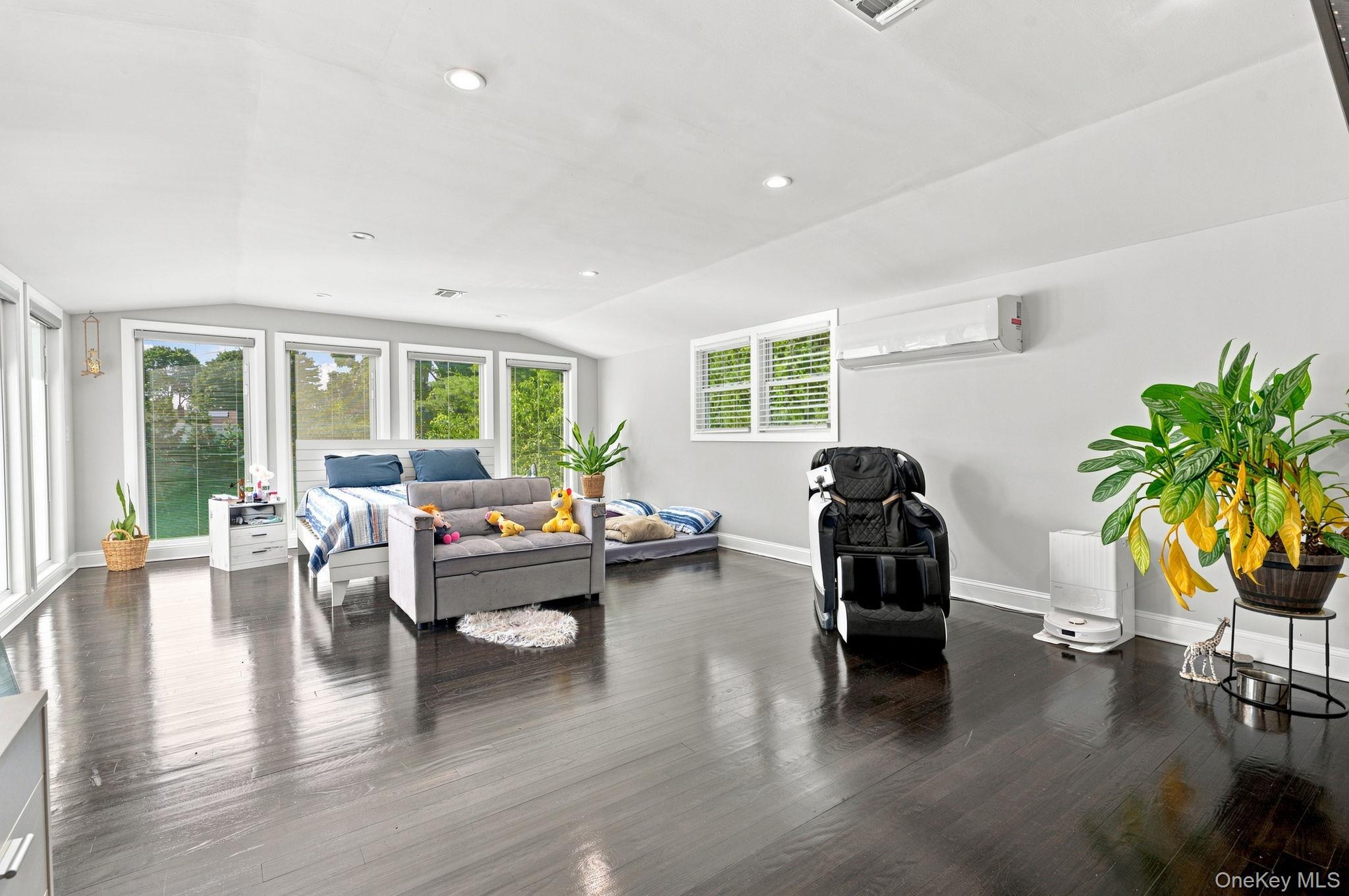 8 Ralph Avenue – For Sale photo 29