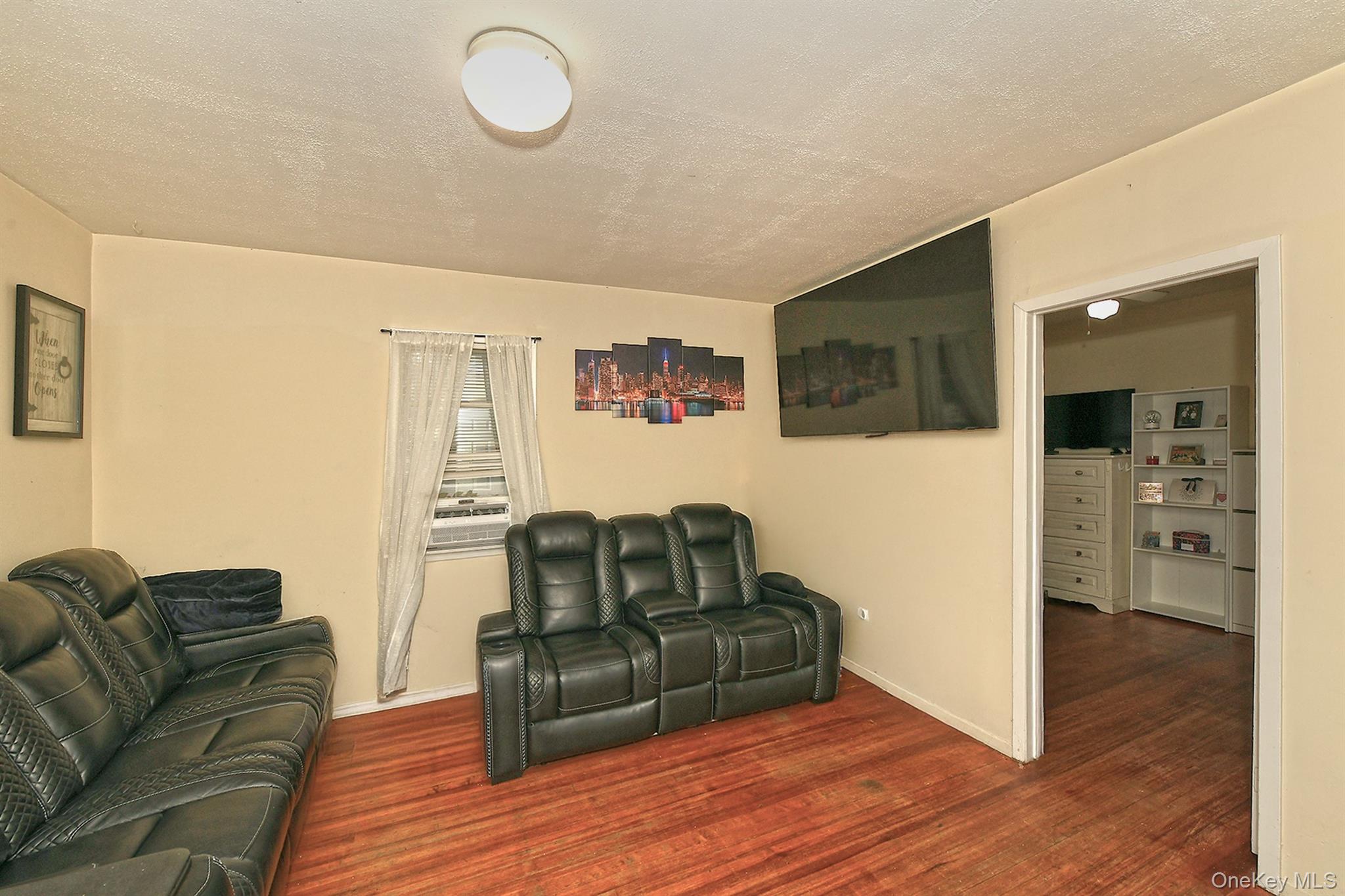 87 Olive Street – For Sale photo 3
