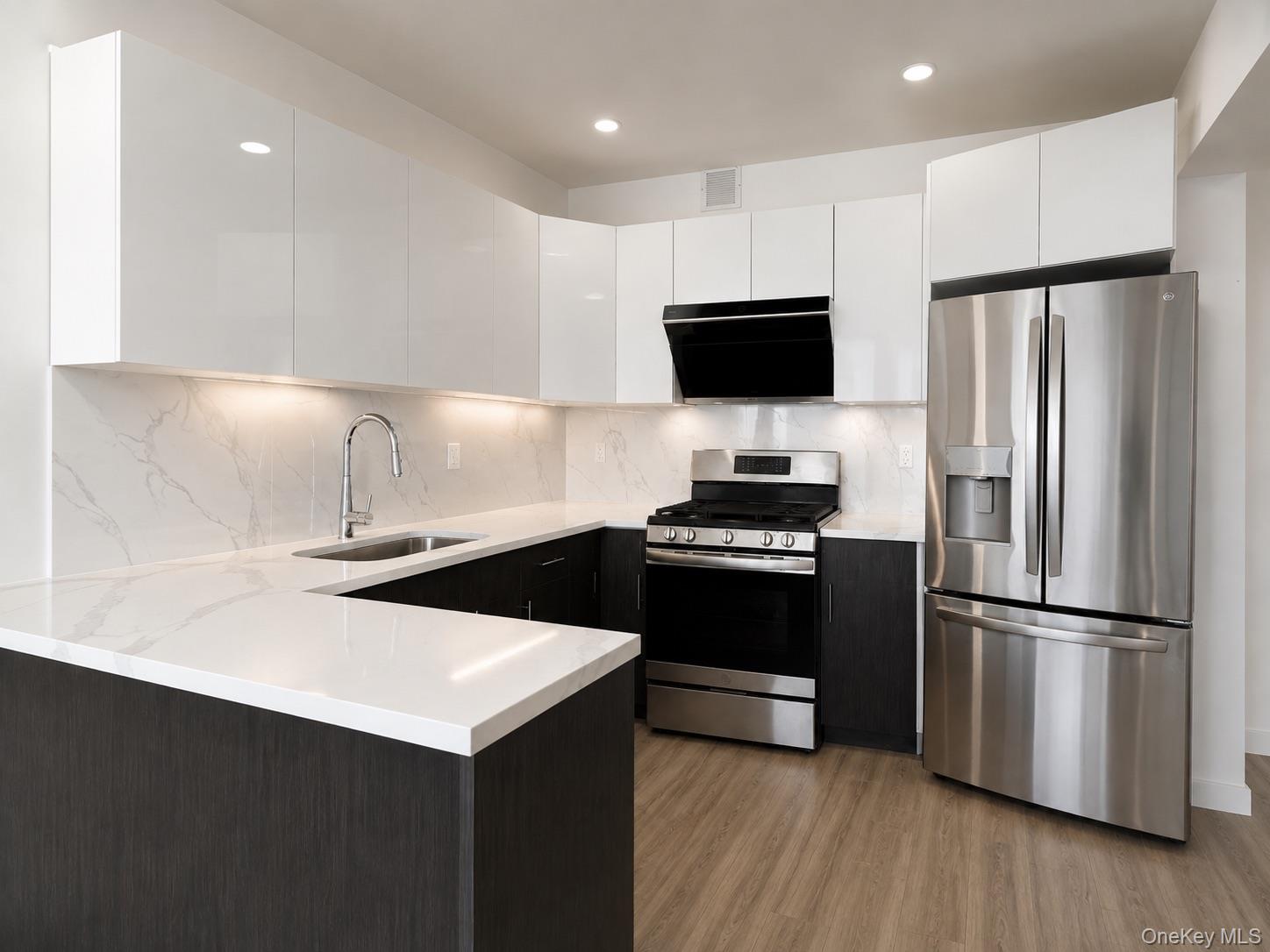 7065 Queens Boulevard, Unit 6A photo 5
