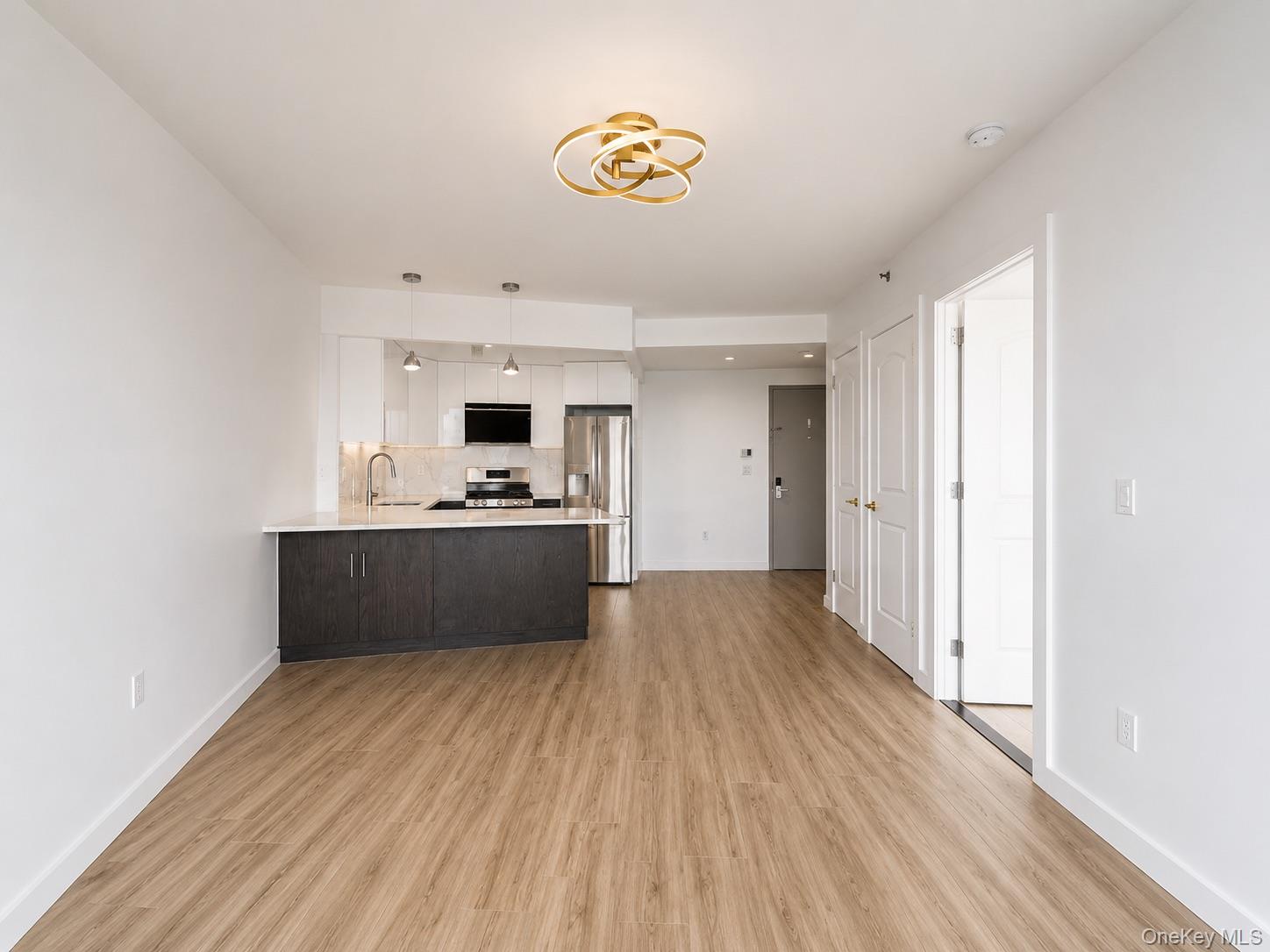 7065 Queens Boulevard, Unit 6A photo 4