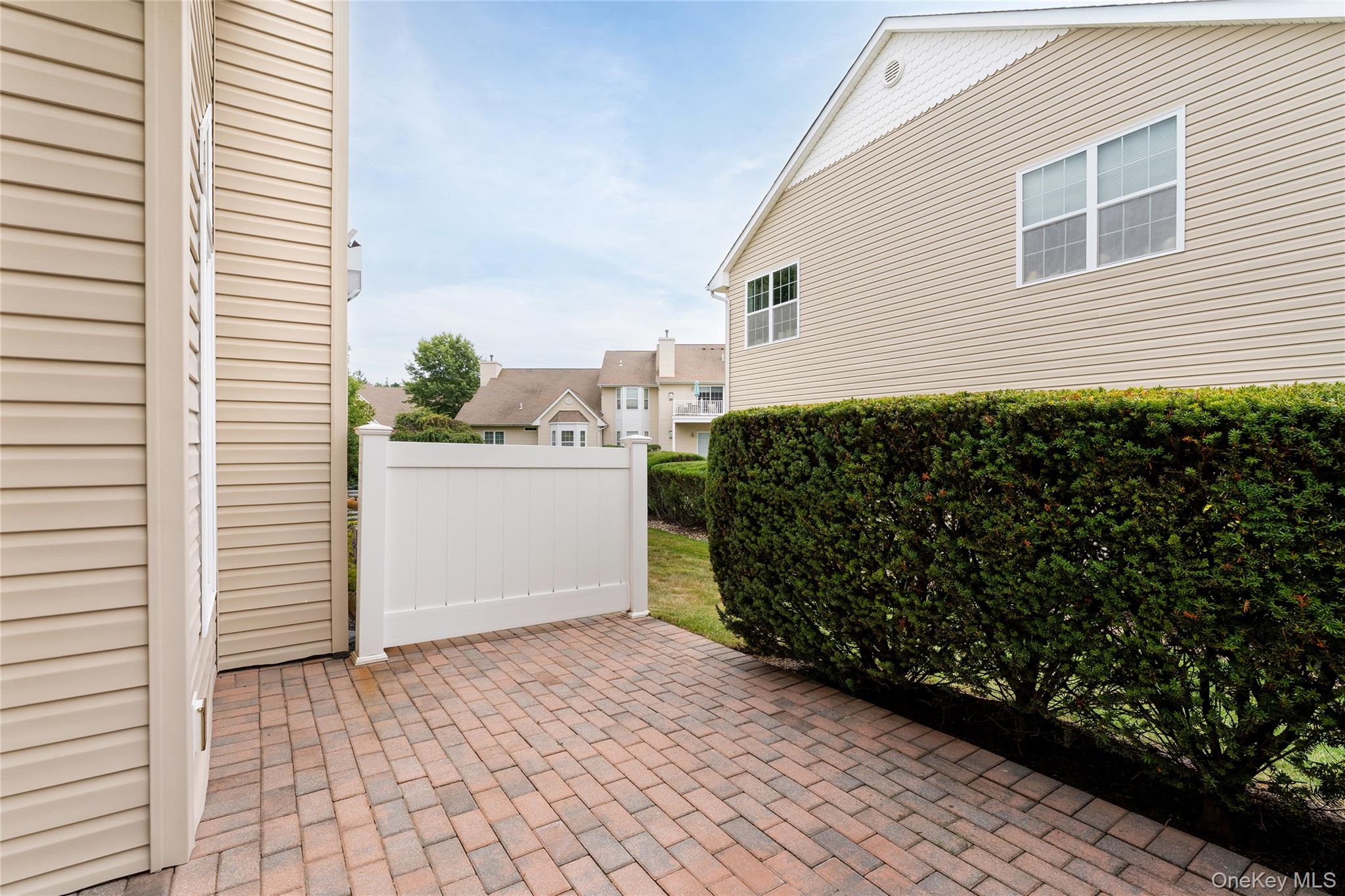 7 Pond Circle – For Sale photo 33