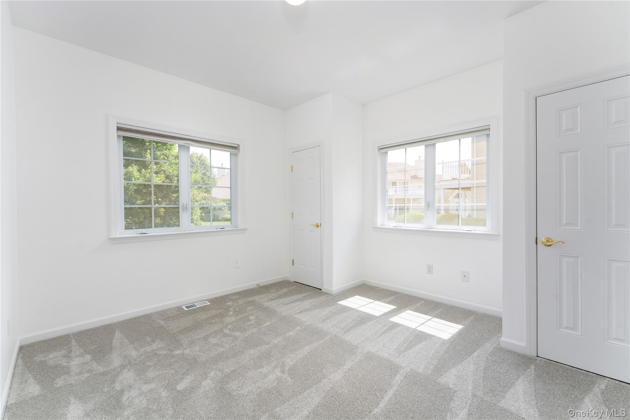 7 Pond Circle – For Sale photo 17