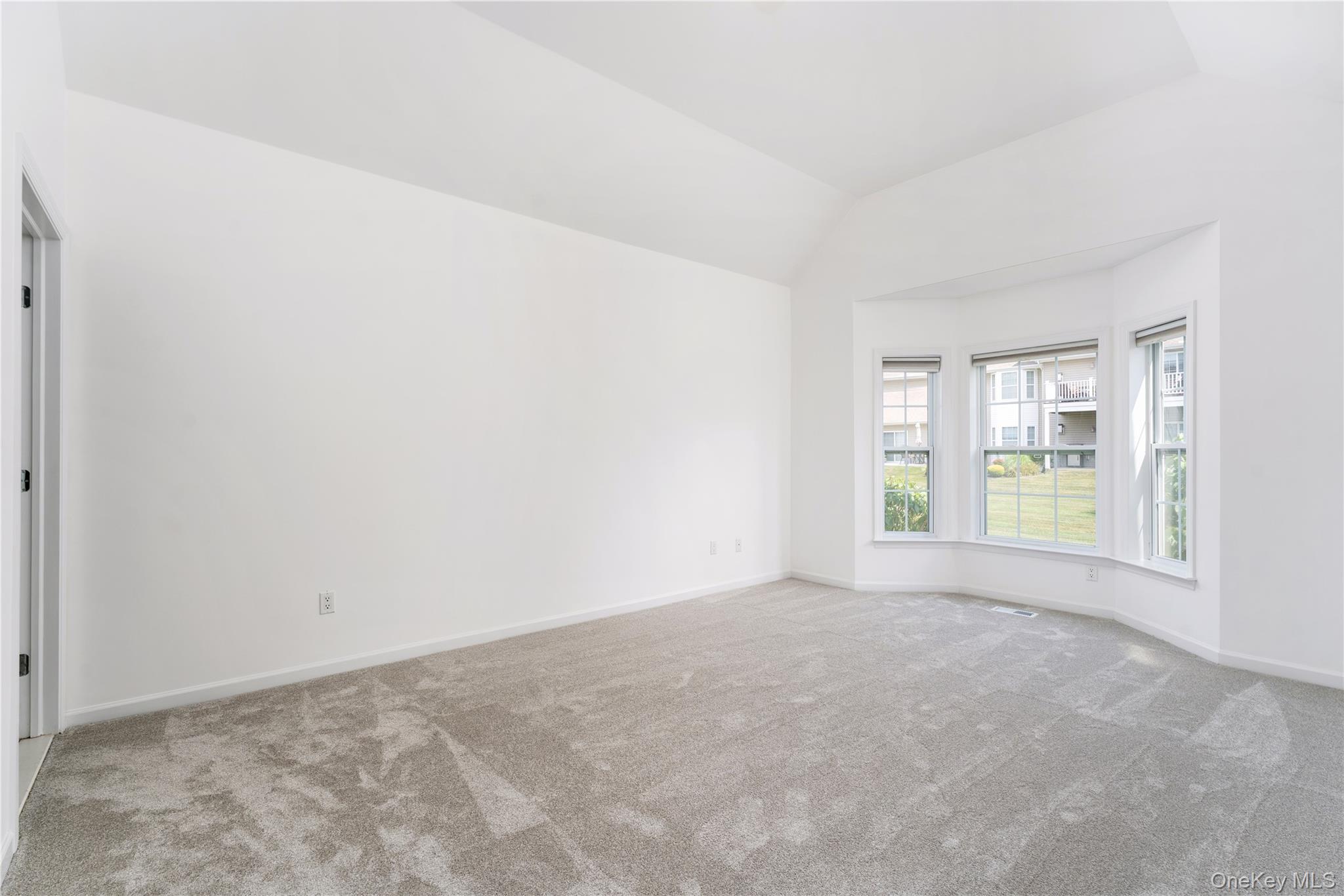 7 Pond Circle – For Sale photo 20