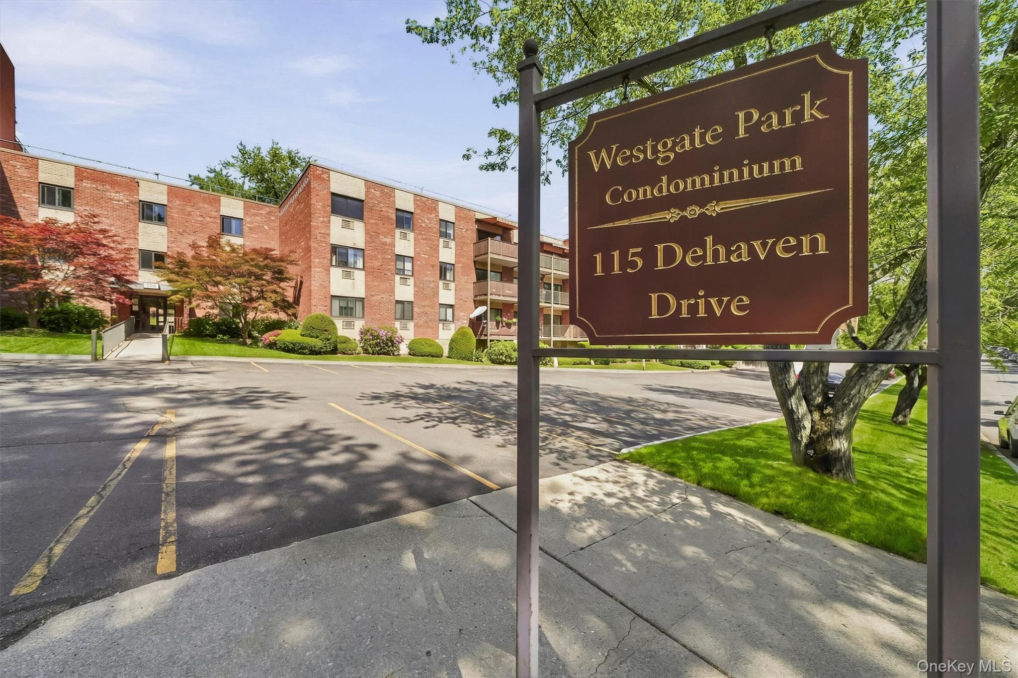 115 Dehaven Drive, Unit 305 photo 2