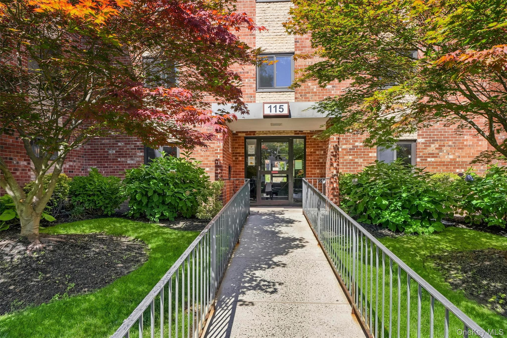115 Dehaven Drive, Unit 305 photo 6