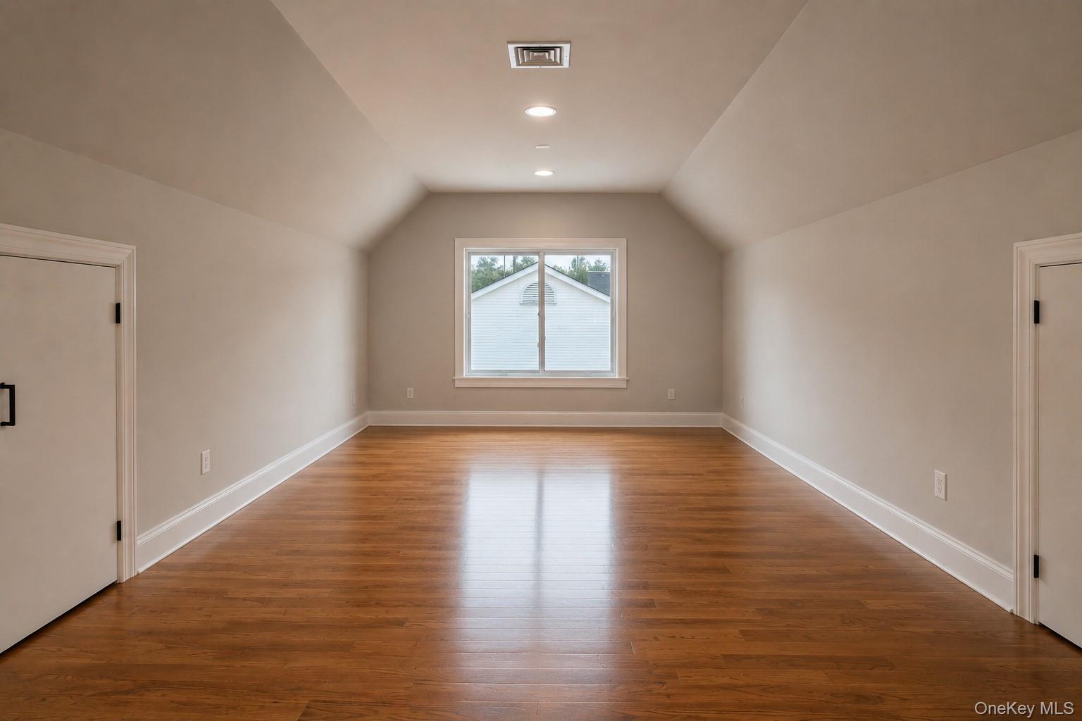82 Vernon Avenue – For Sale photo 26