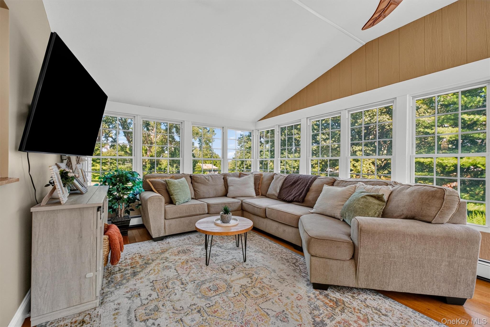 35 Hillside Drive – For Sale photo 13