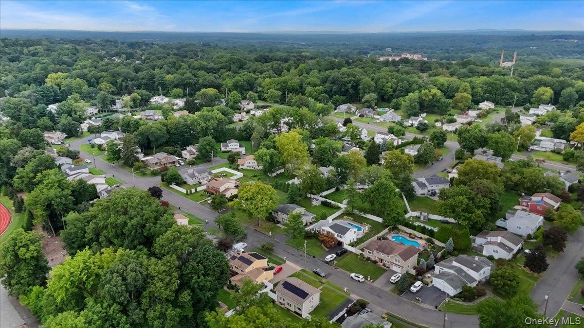 47 Chestnut Oval – For Sale photo 44