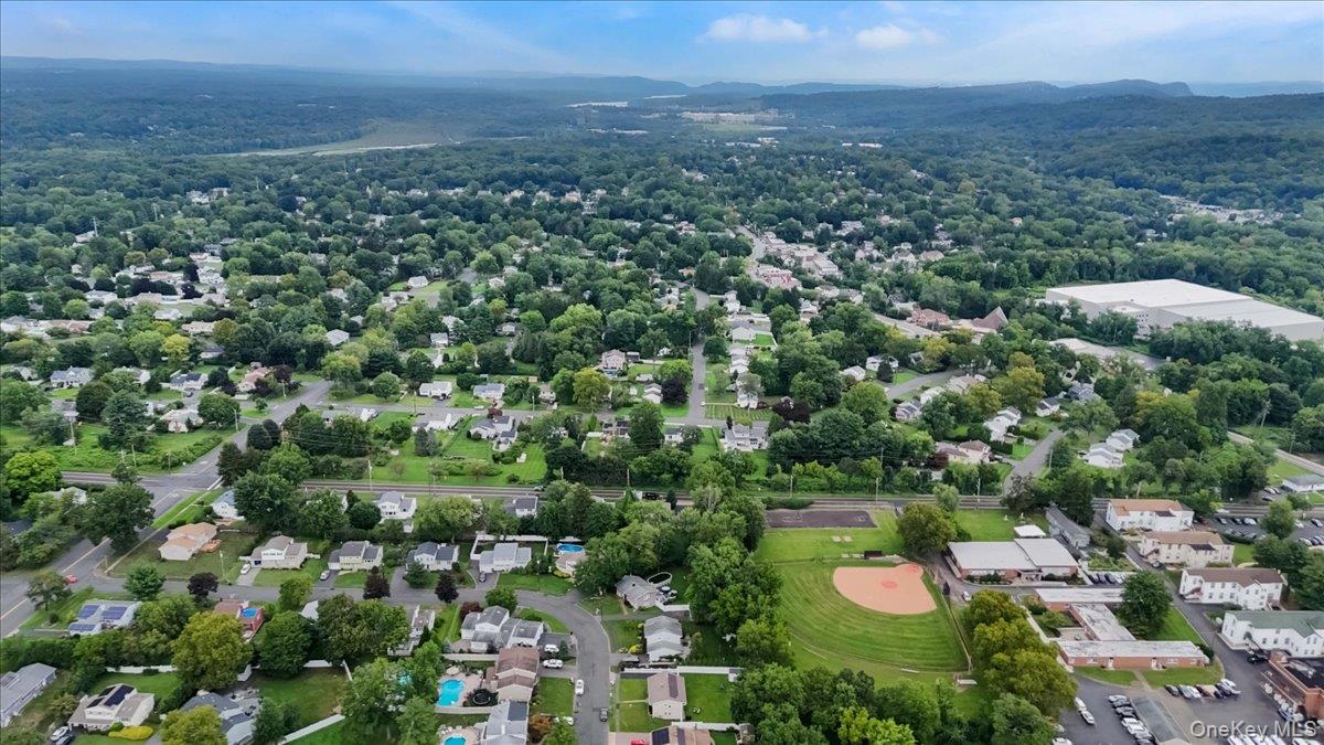 47 Chestnut Oval – For Sale photo 47