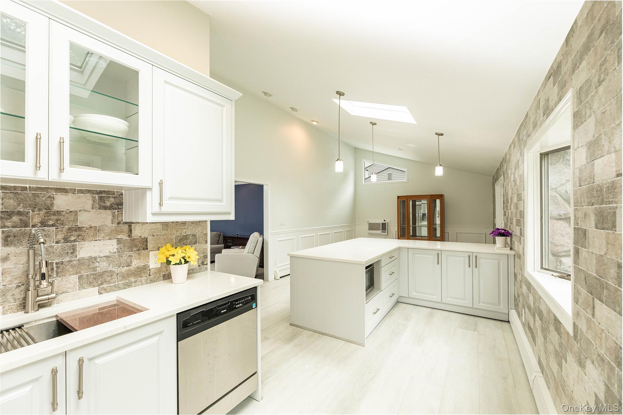 24 Gainsborough Road – For Sale photo 6