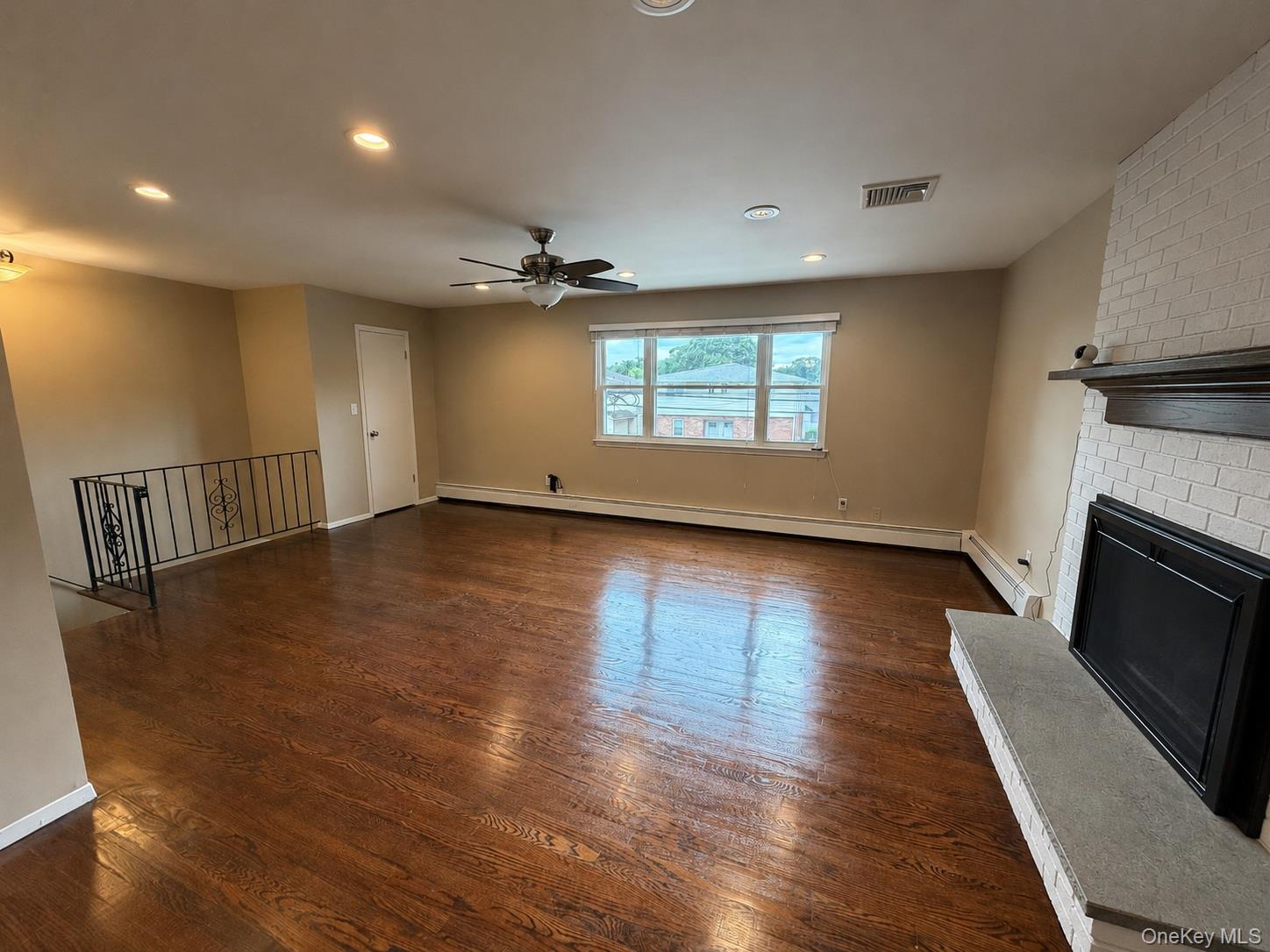 40 Edgewood Road, Unit Second Flo photo 2