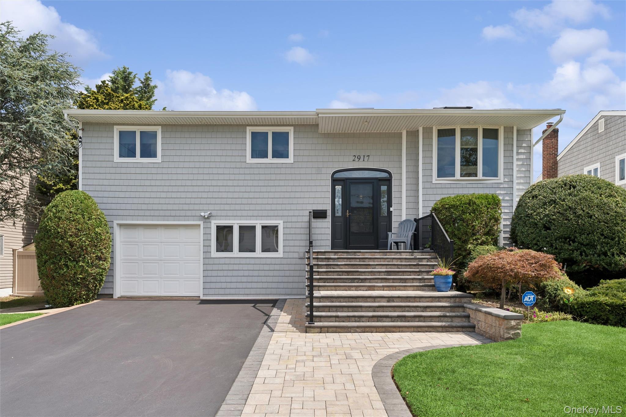 2917 Len Drive – For Sale photo 2