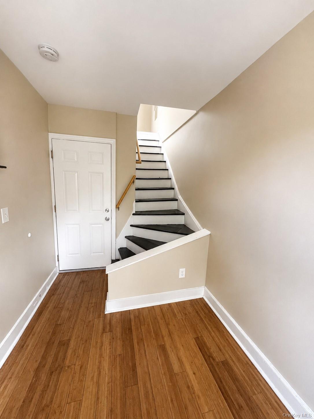 9 S Clinton Street, Unit 3 photo 5