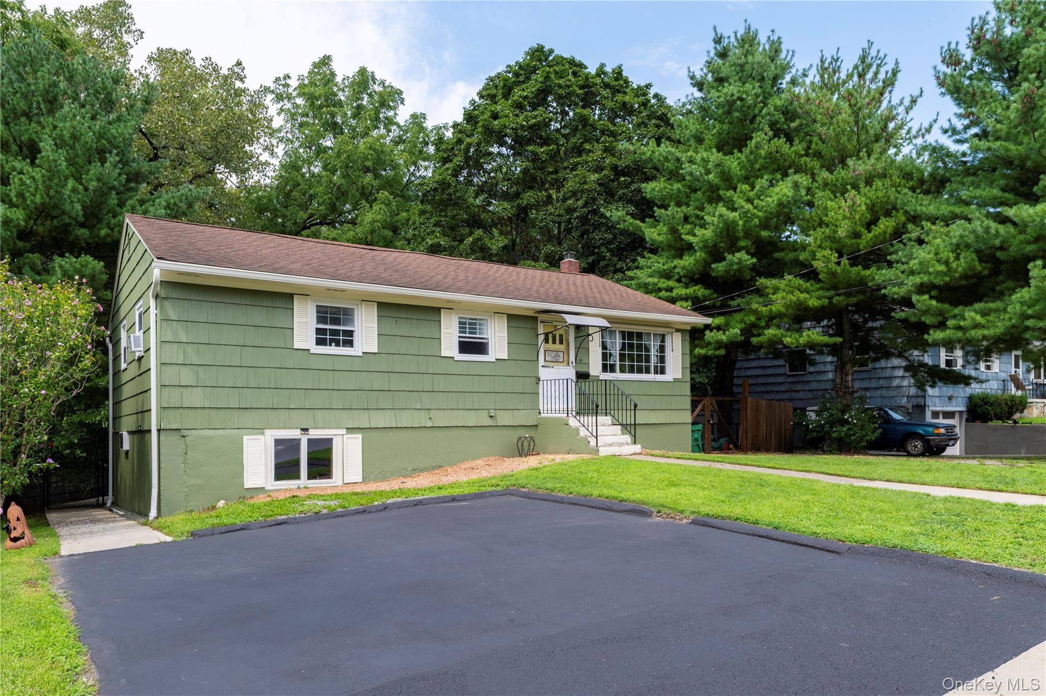 59 Phillips Street – For Sale photo 2
