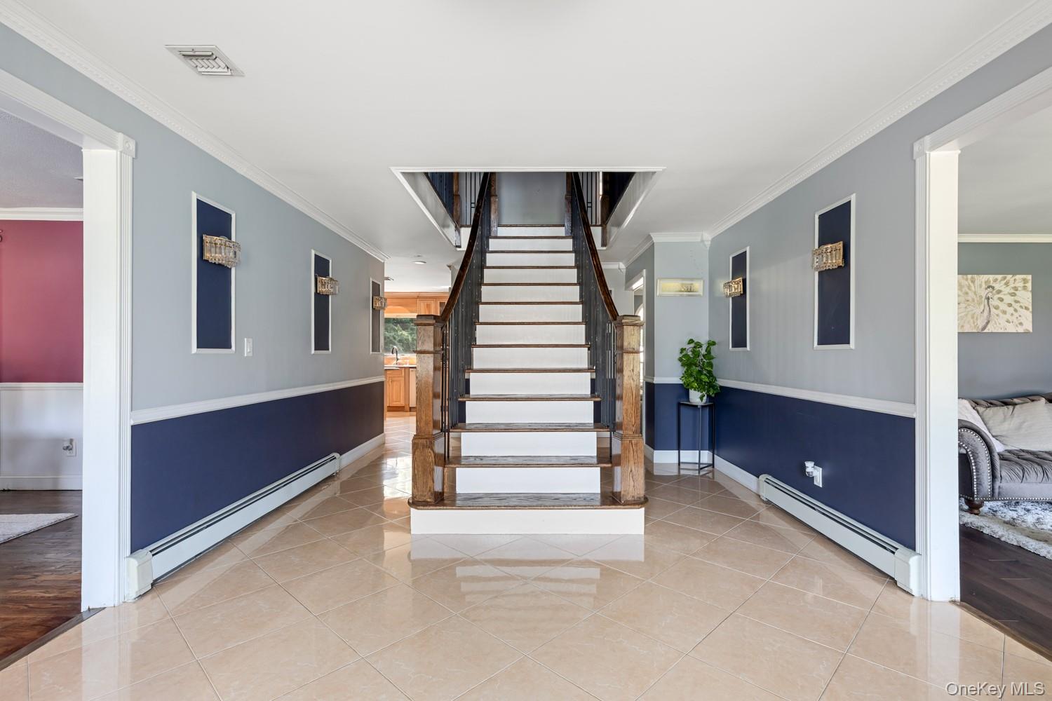 1 Whispering Court – For Sale photo 3