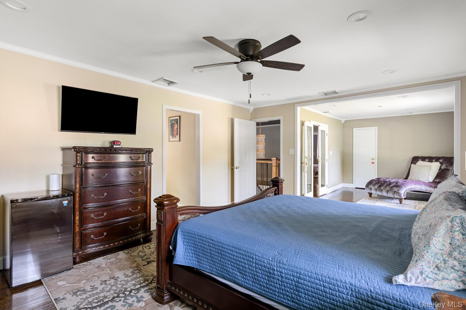 1 Whispering Court – For Sale photo 16