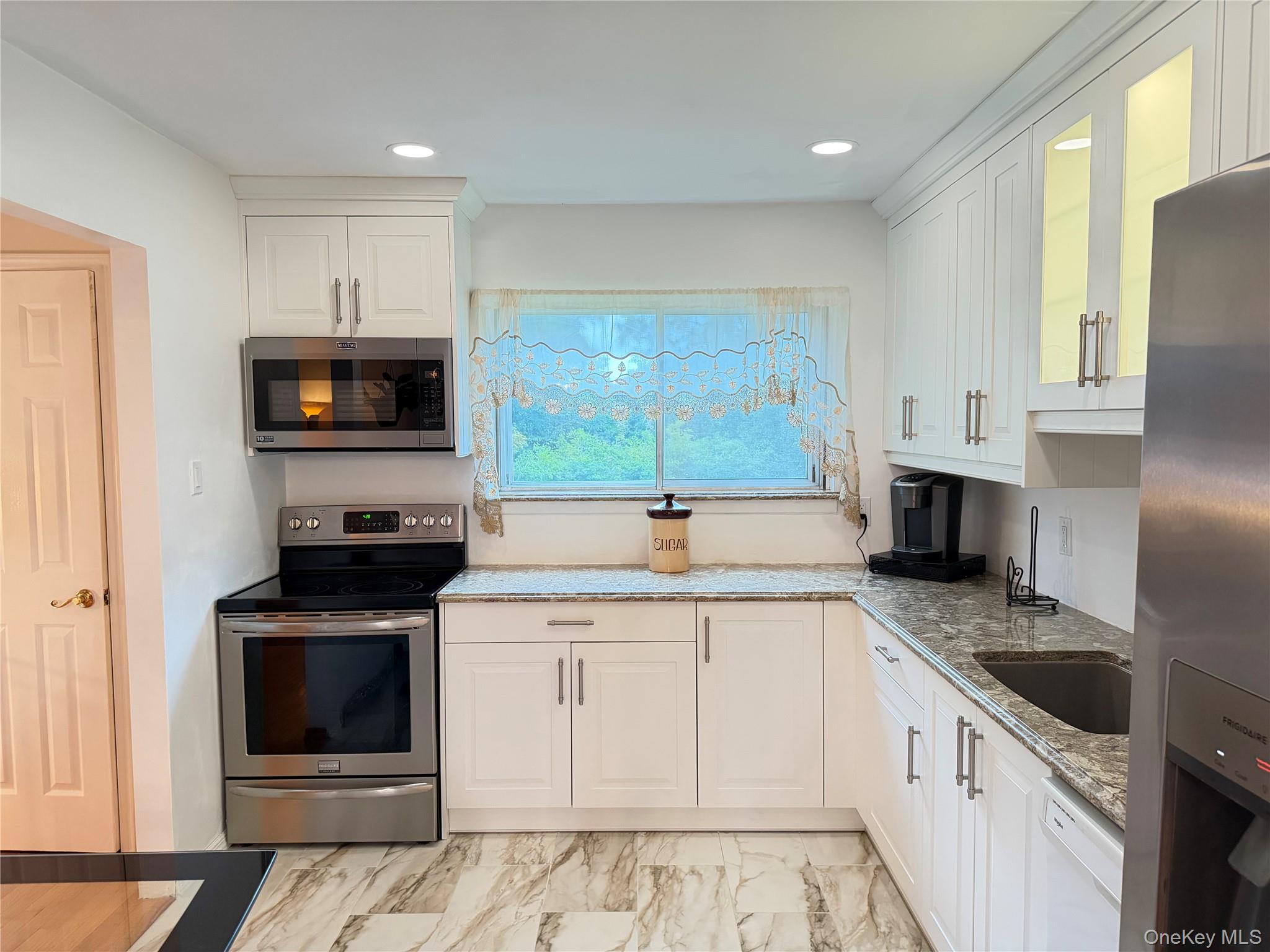 49 Midvale Avenue – For Sale photo 5