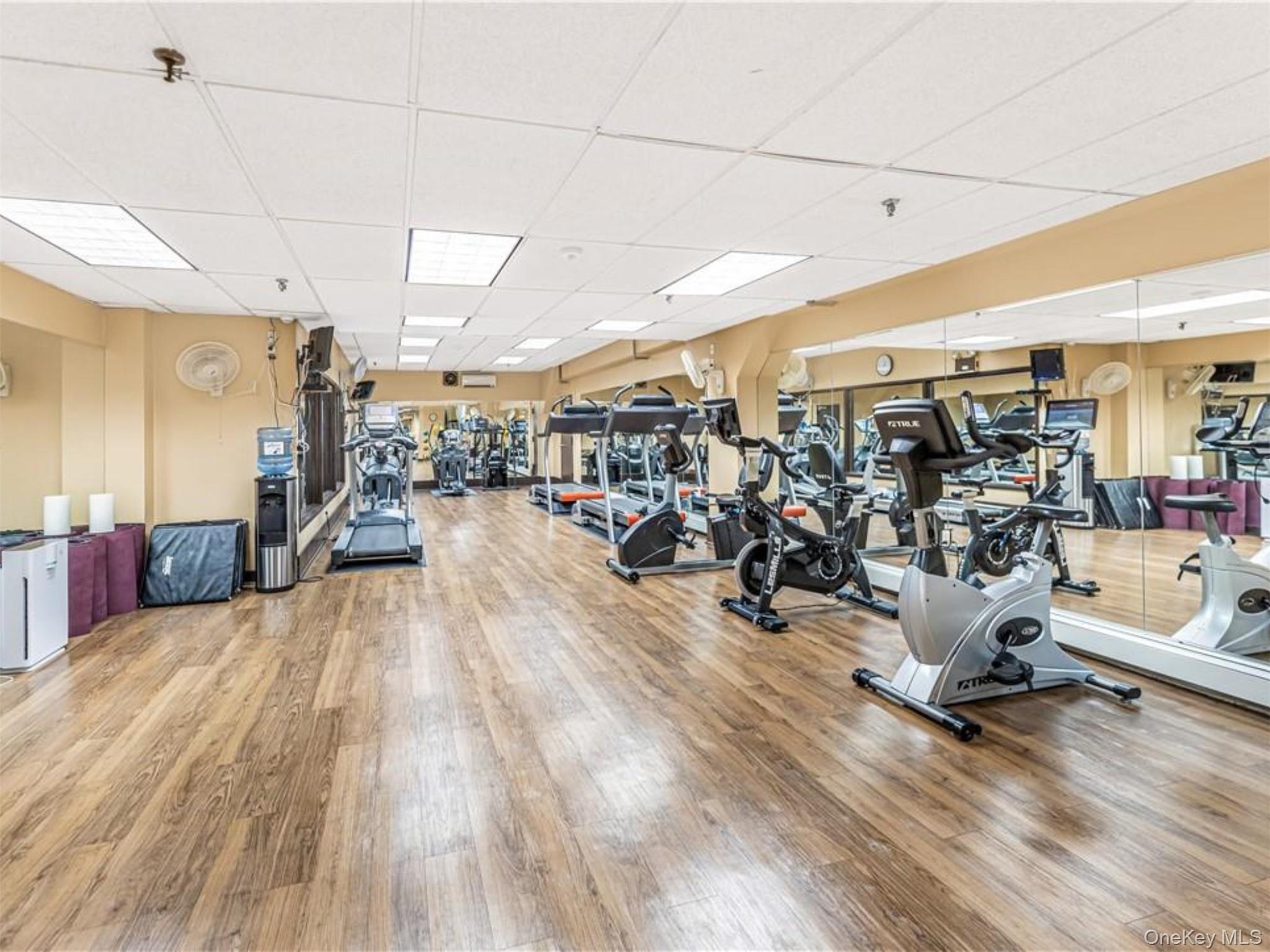 1155 Warburton Avenue, Unit 5A photo 30