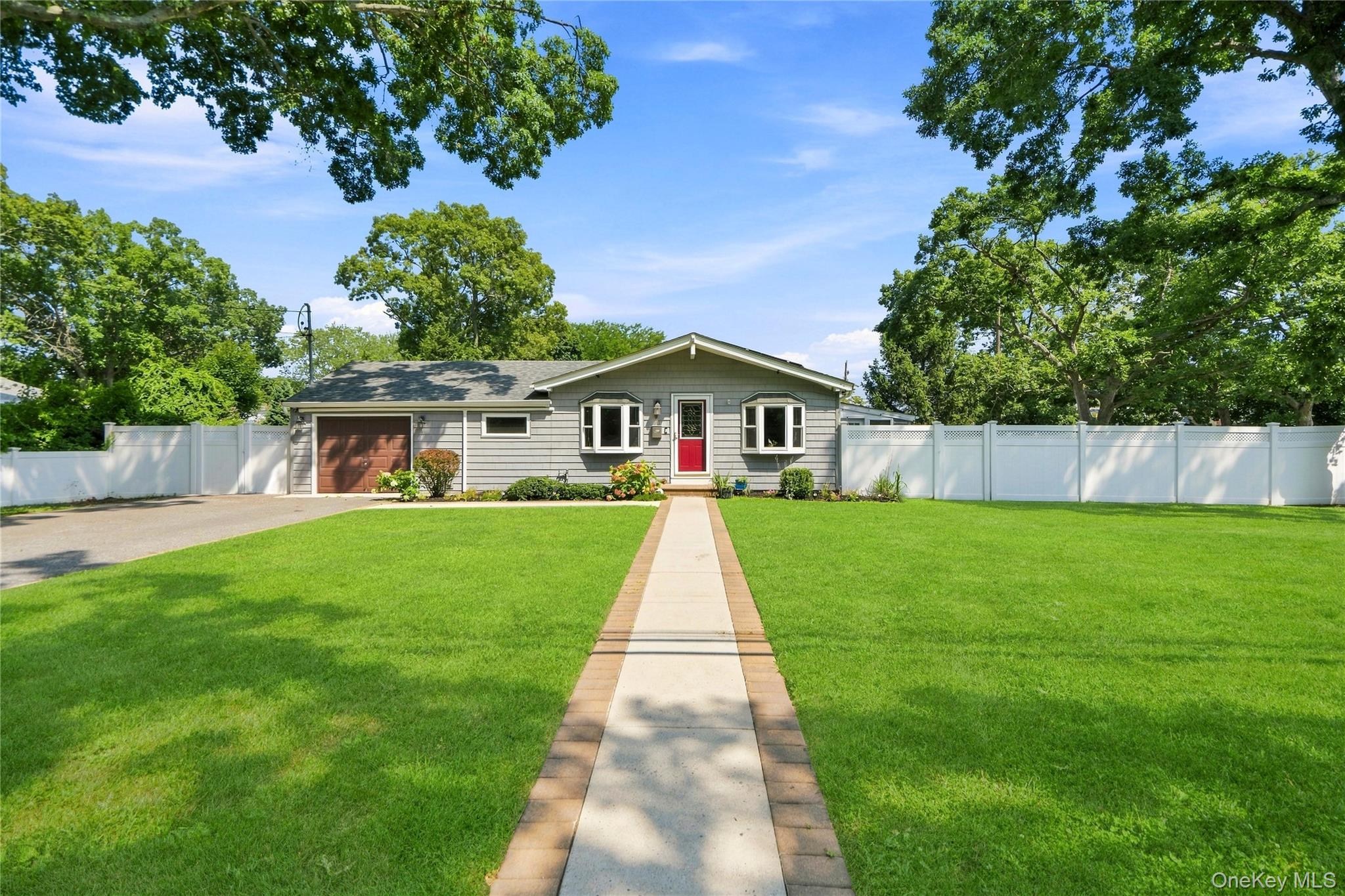 91 Spruce Avenue – For Sale