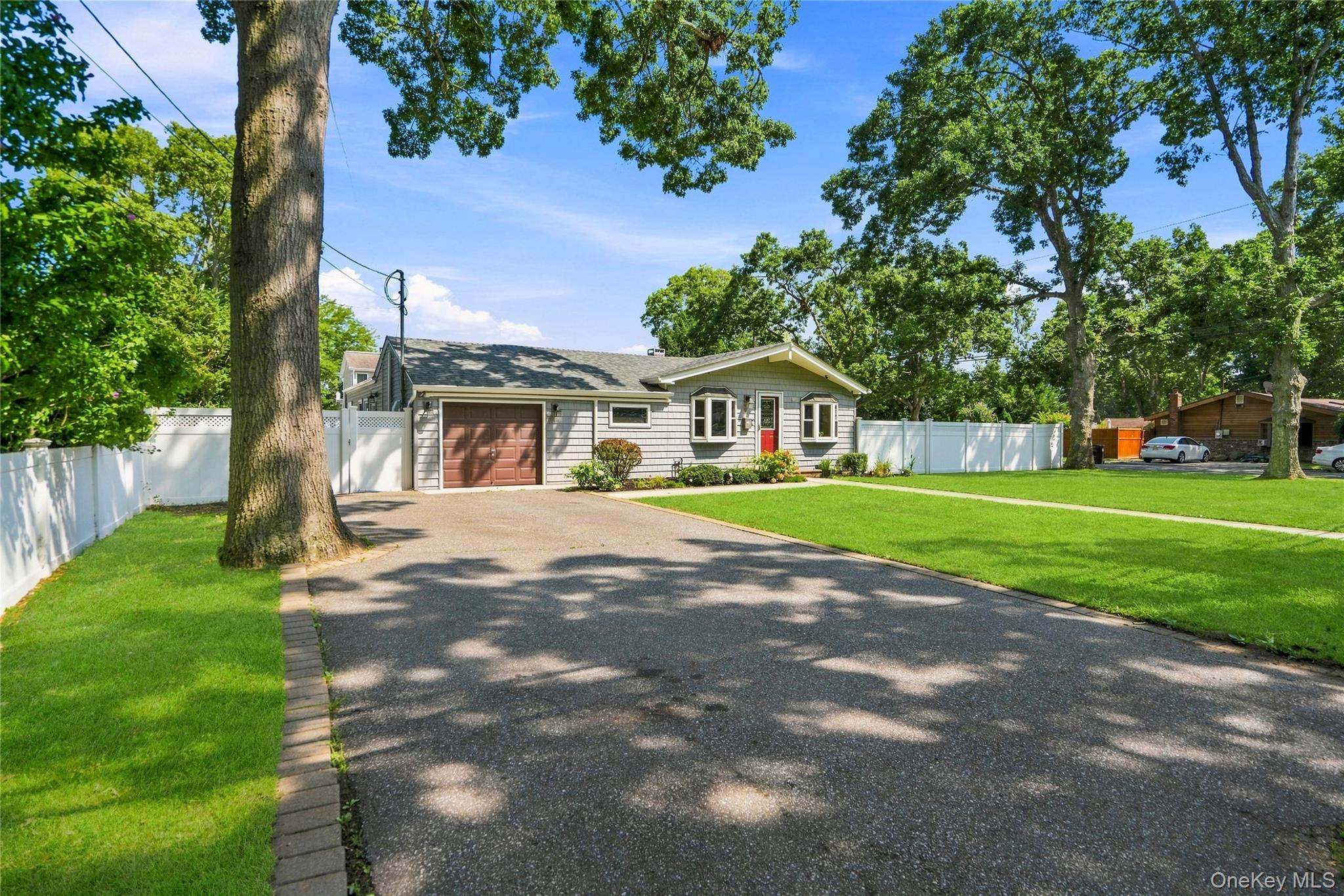91 Spruce Avenue – For Sale photo 2