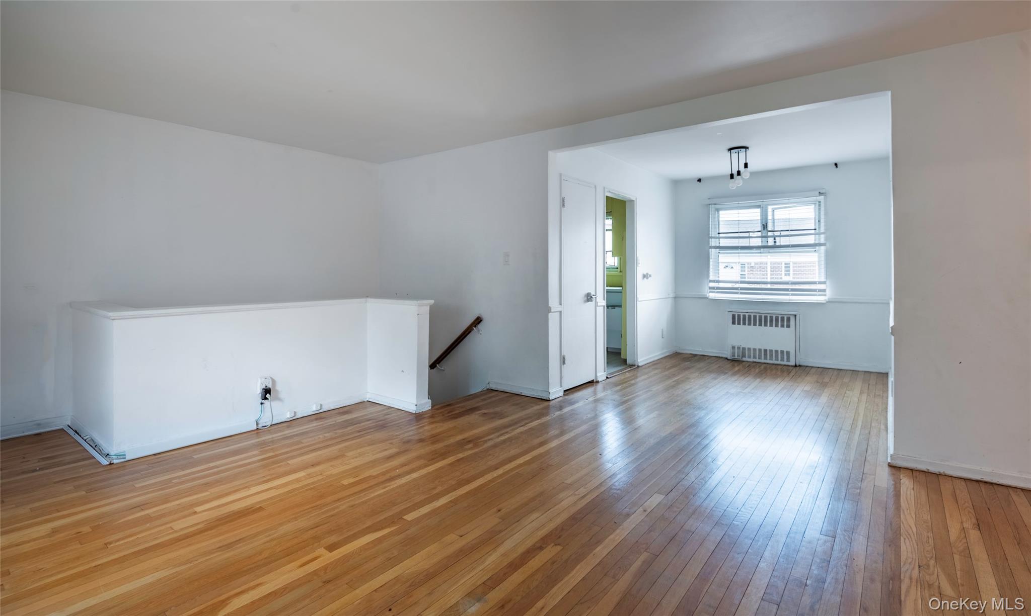 225-24 Manor Road, Unit 814 photo 5