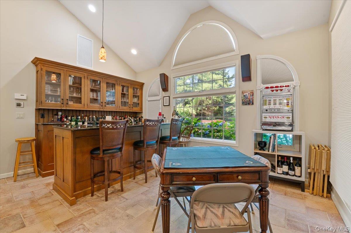1040 Washington Avenue – For Sale photo 26