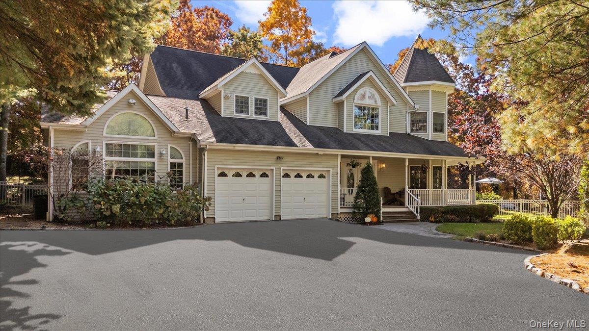 1040 Washington Avenue – For Sale