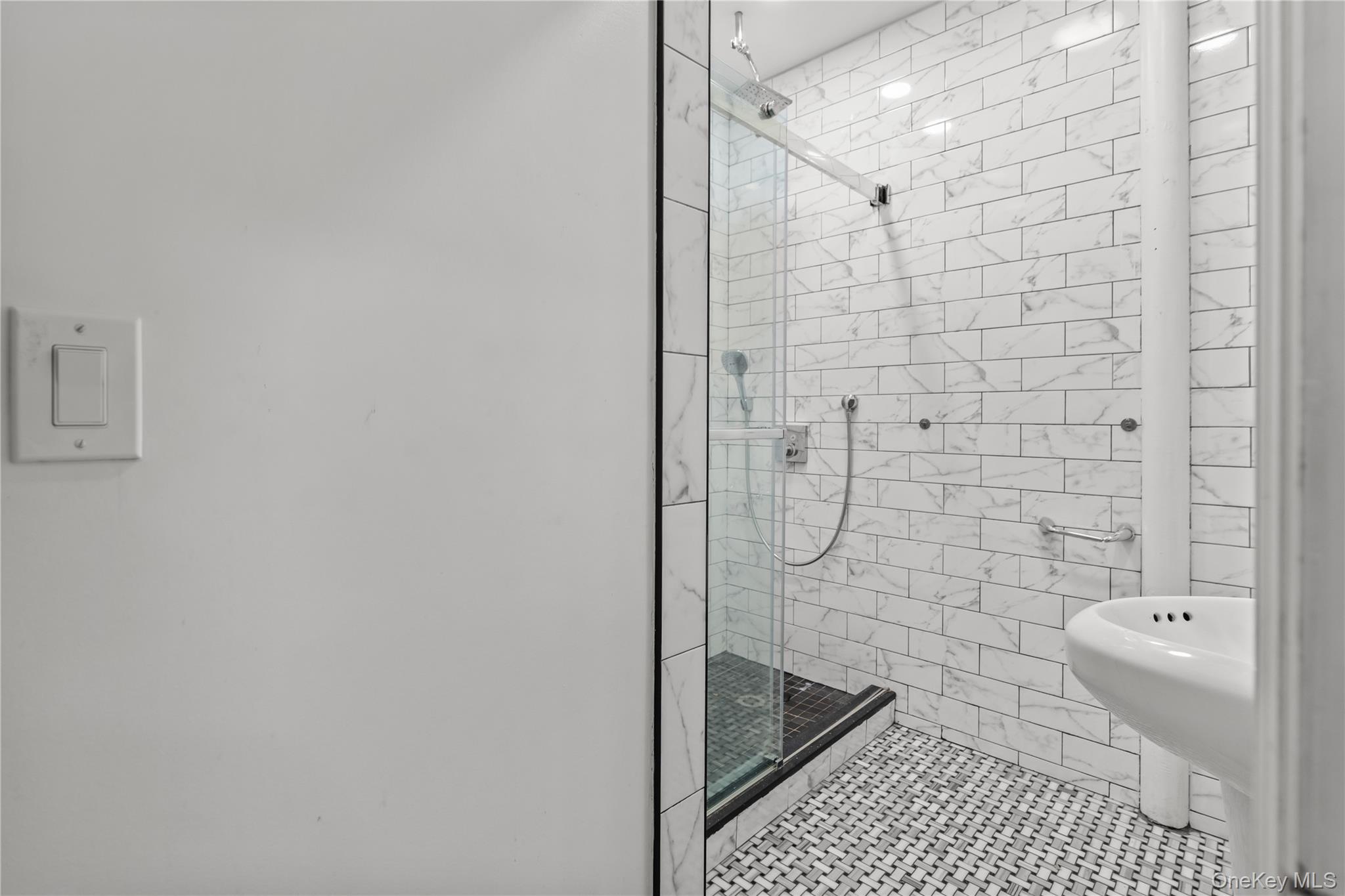 220 E 116th Street, Unit 3rd Floor photo 17