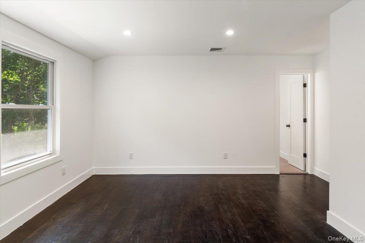 8 Elm Drive – For Sale photo 20