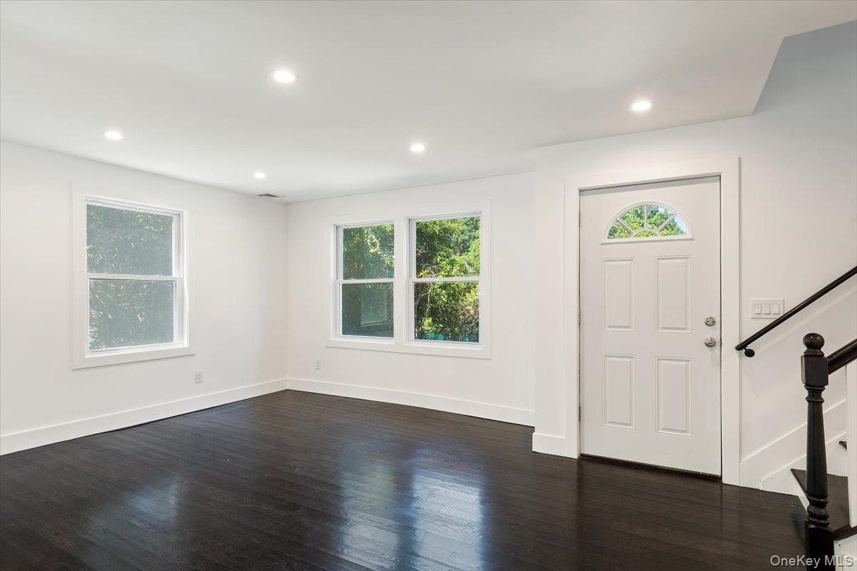 8 Elm Drive – For Sale photo 6