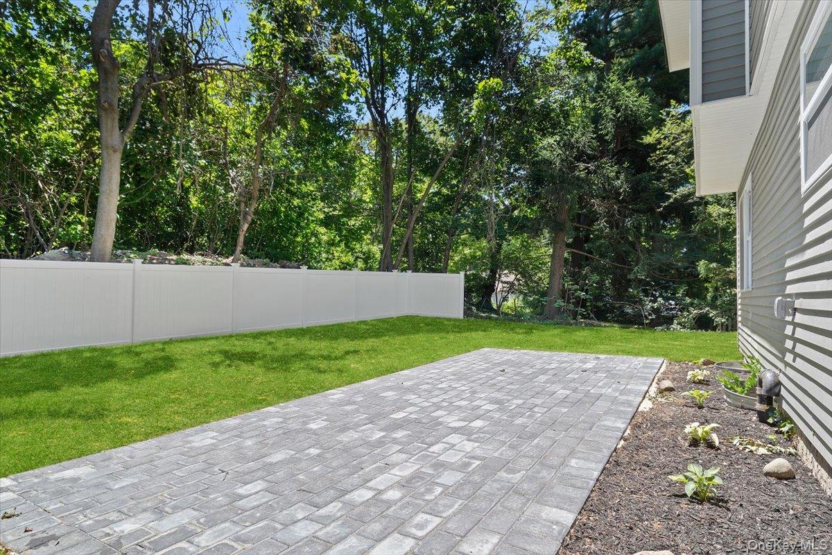8 Elm Drive – For Sale photo 28