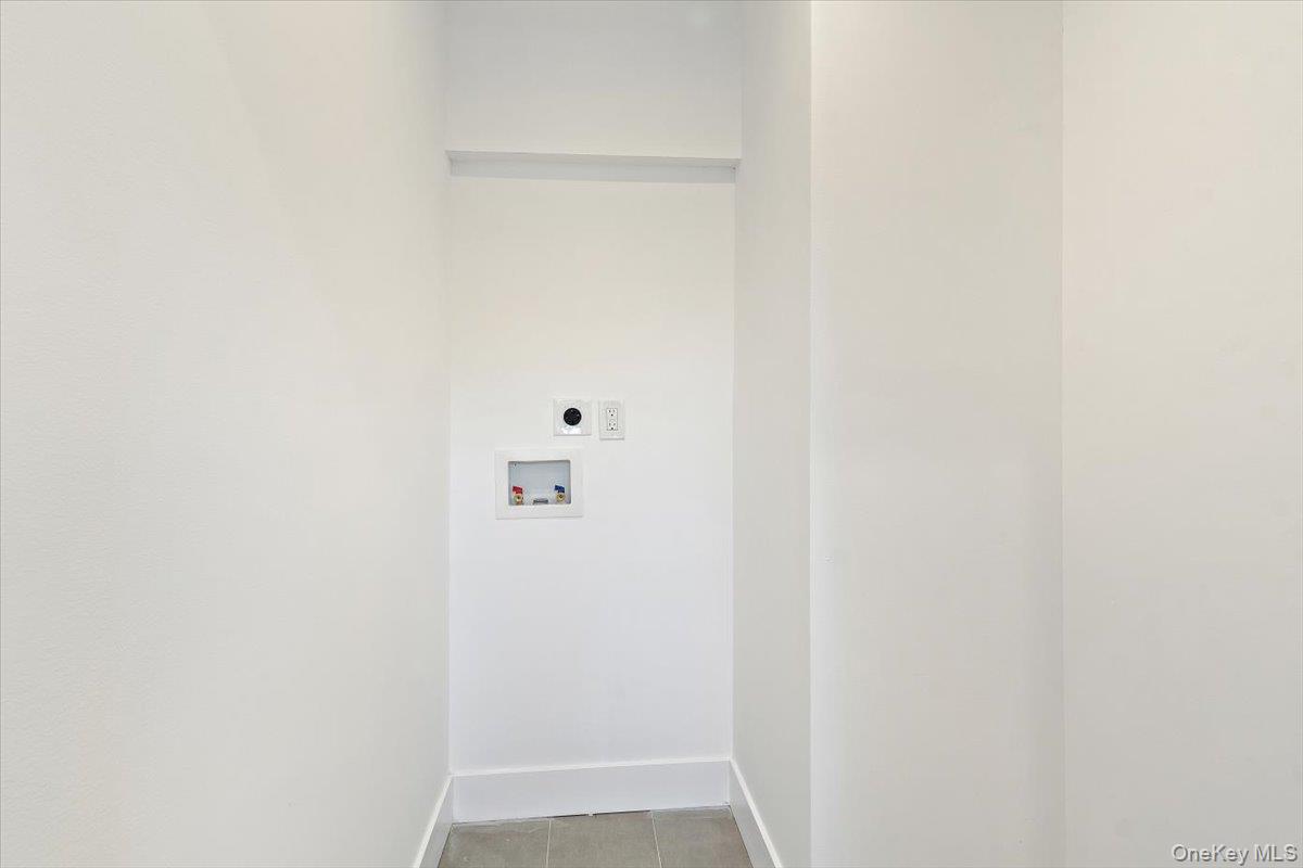 8 Elm Drive – For Sale photo 24