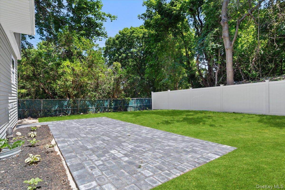 8 Elm Drive – For Sale photo 29