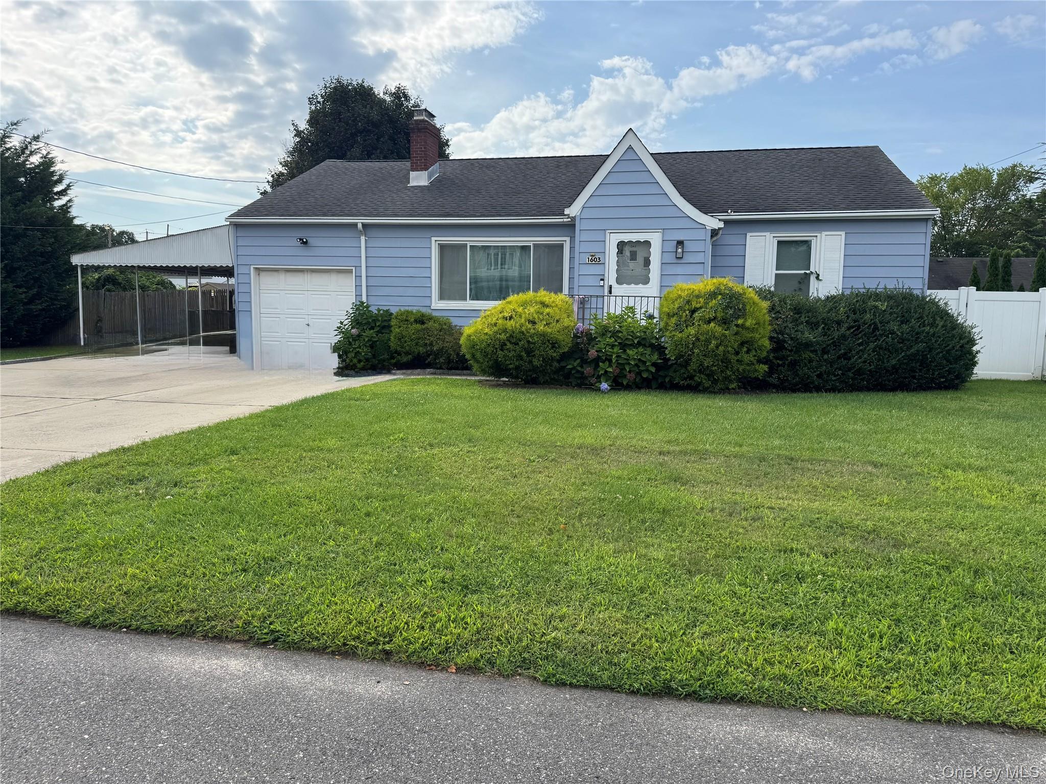 1603 2nd Street – For Sale