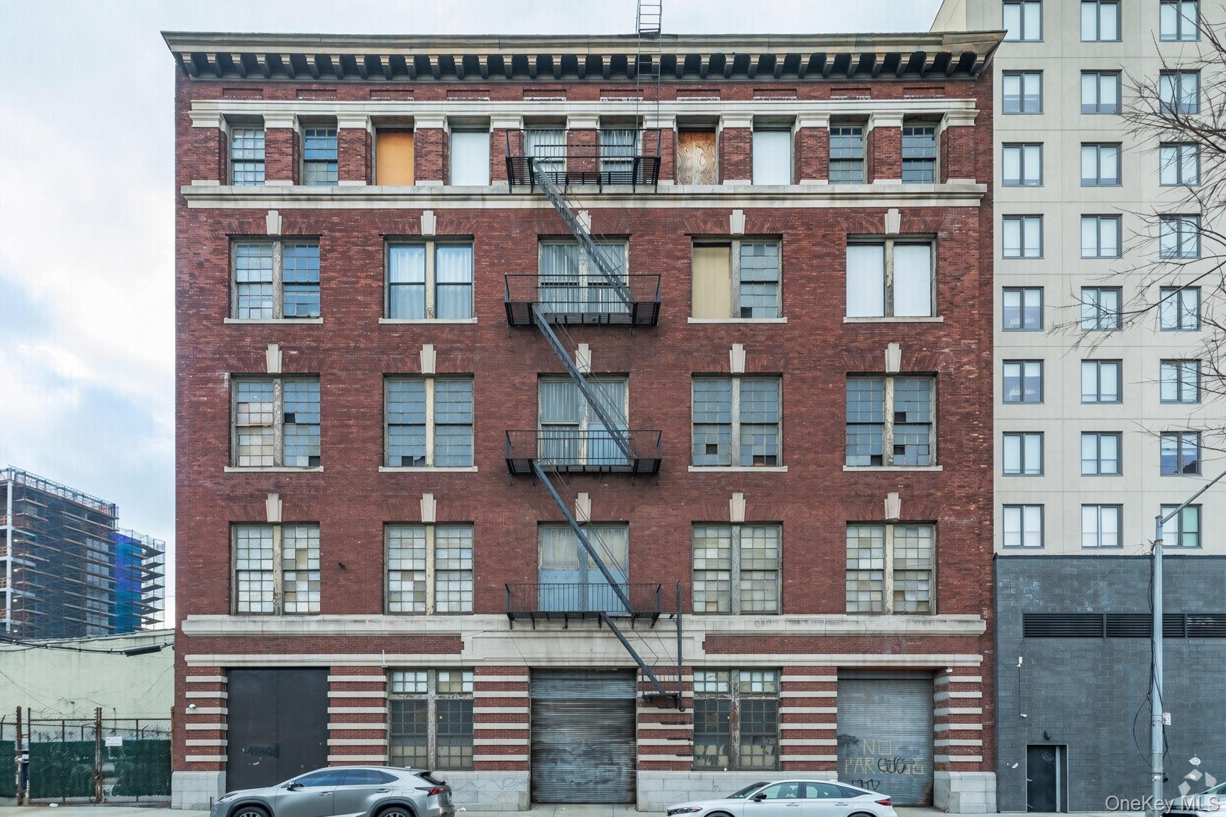 5 Canal Place – For Sale