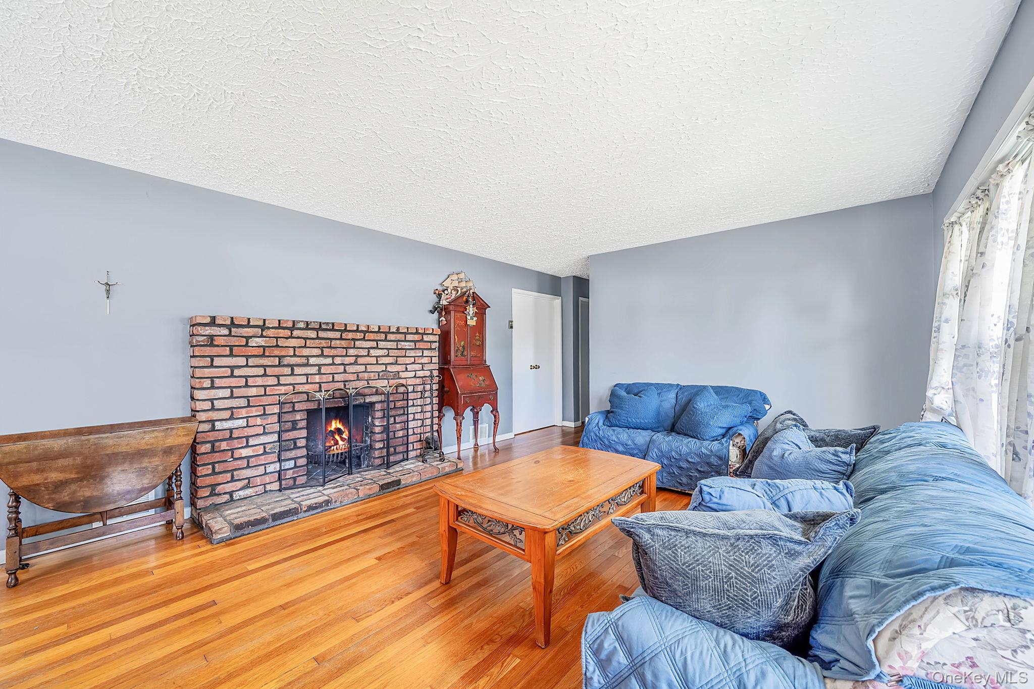 92 Parkhill Avenue – For Sale photo 4