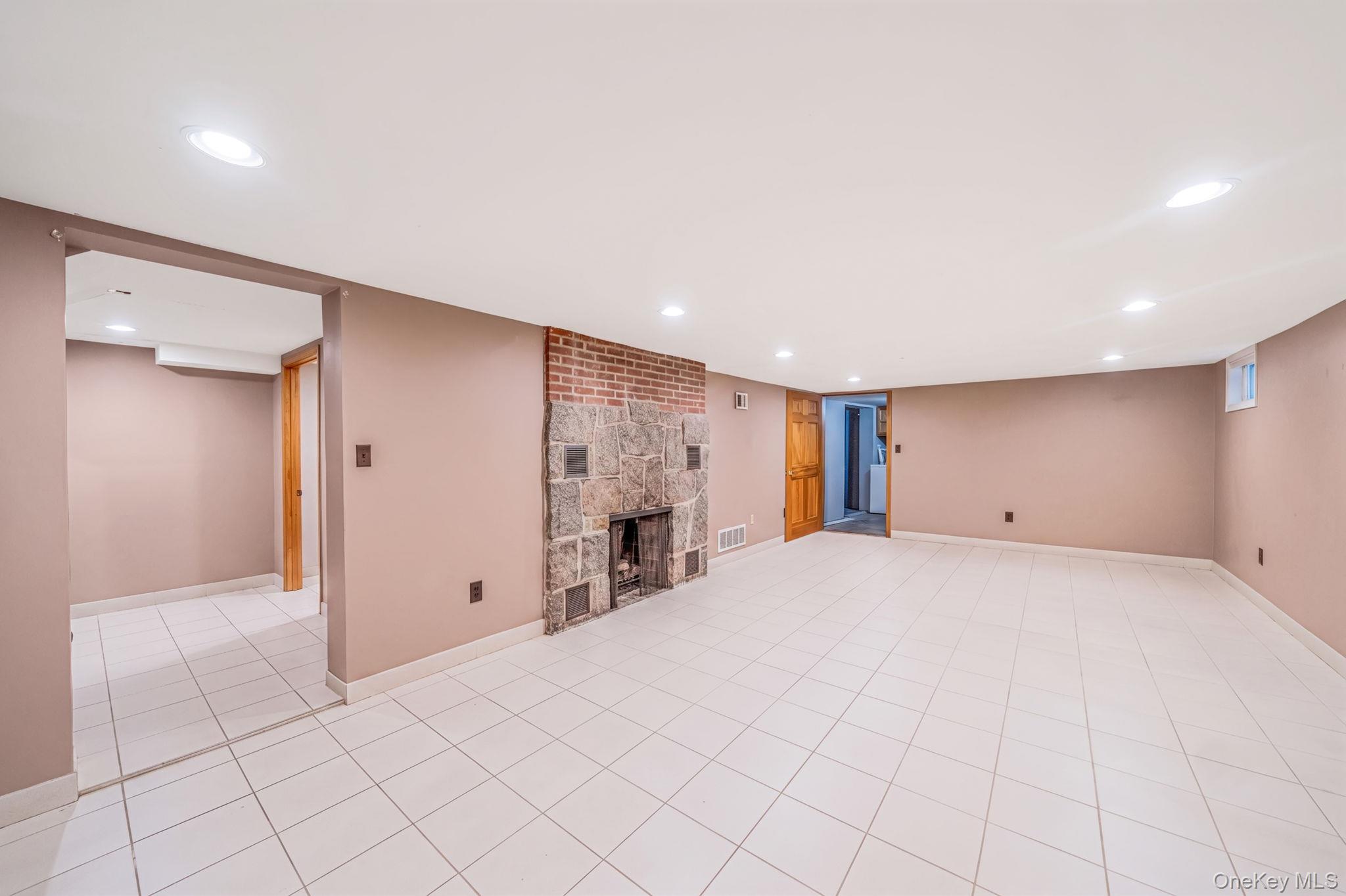92 Parkhill Avenue – For Sale photo 19